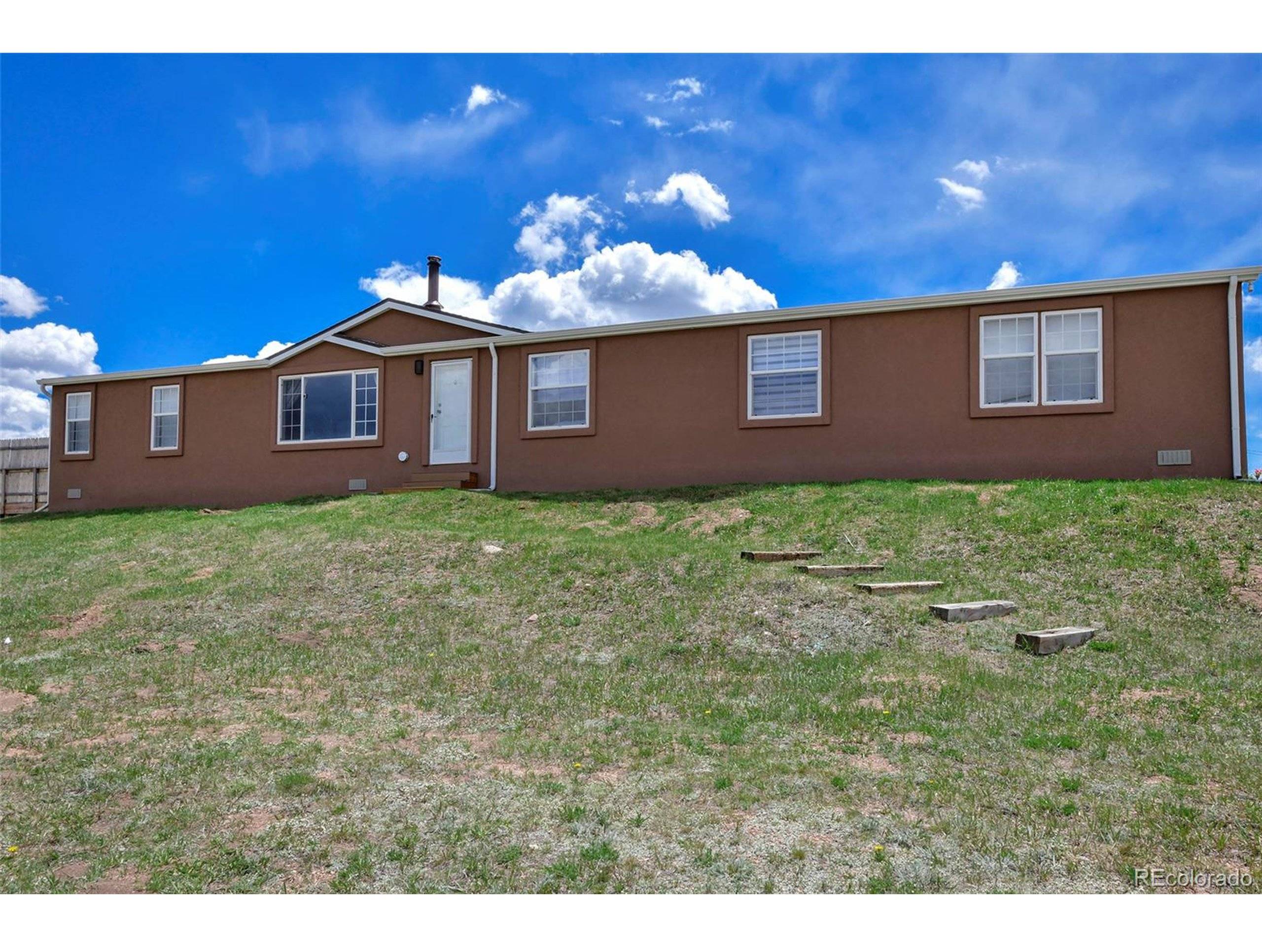 Divide, CO 80814,338 Doublet