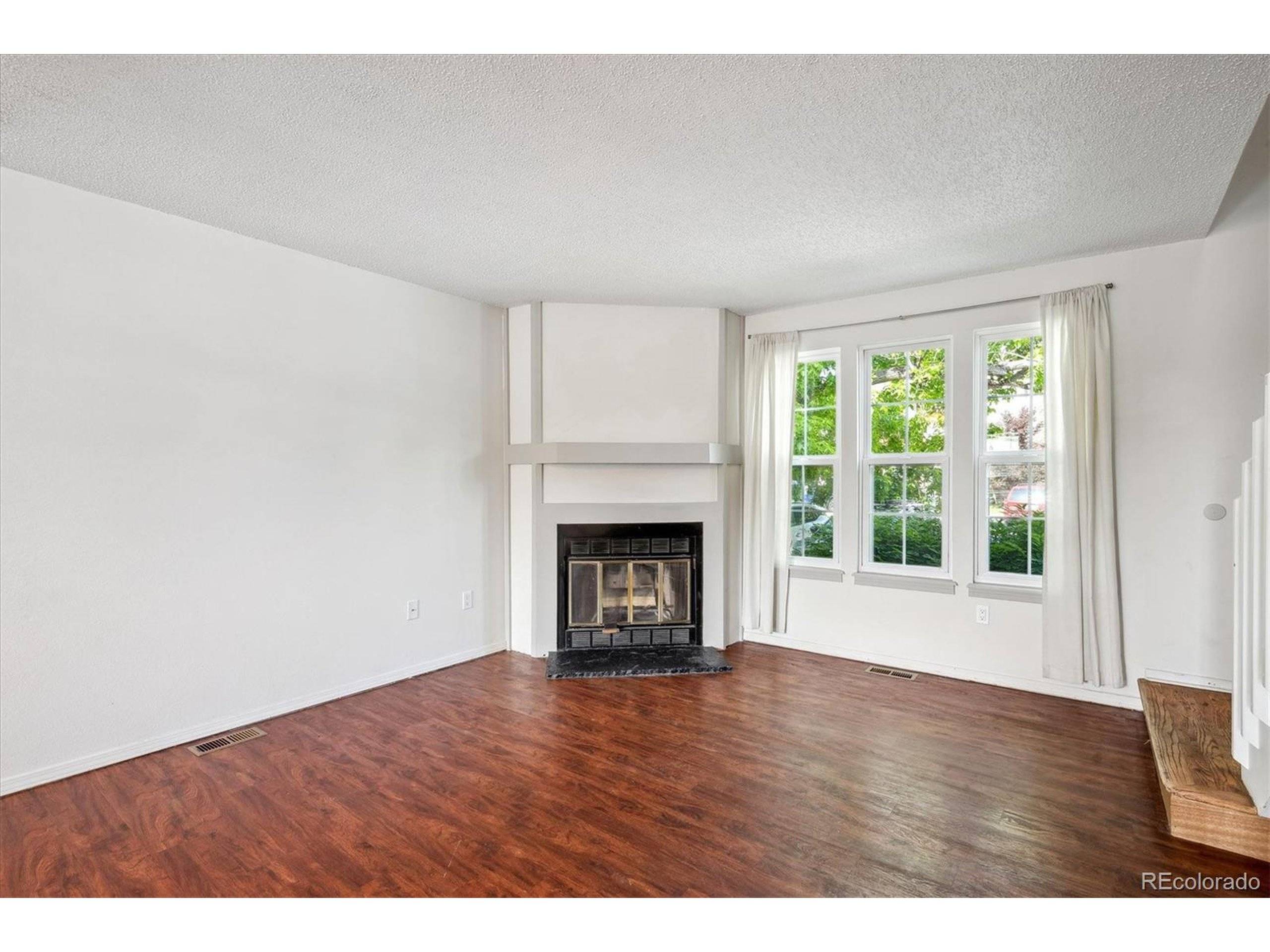 Littleton, CO 80128,9679 W Chatfield Ave #C