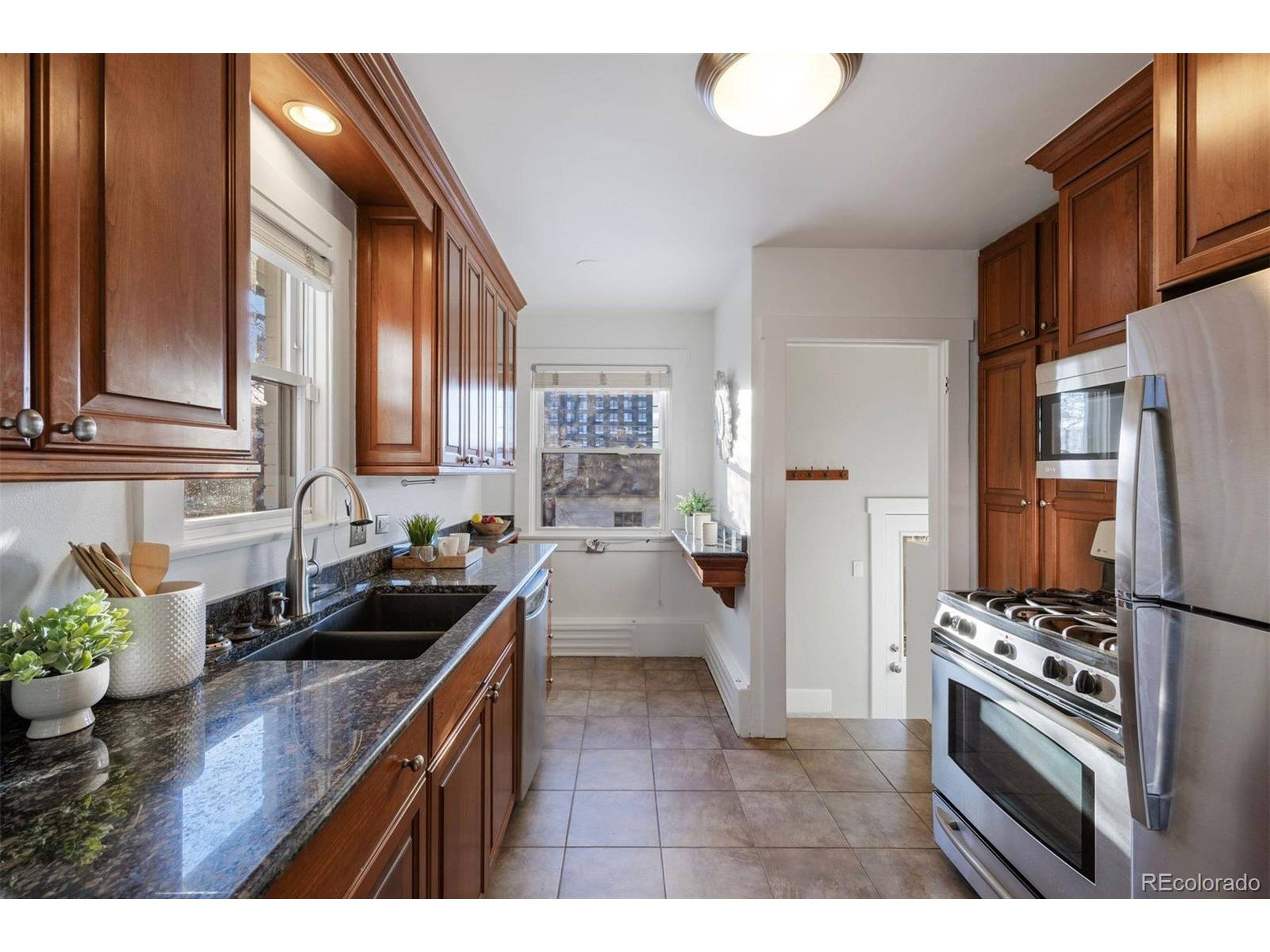 Denver, CO 80210,1901 S Lincoln St