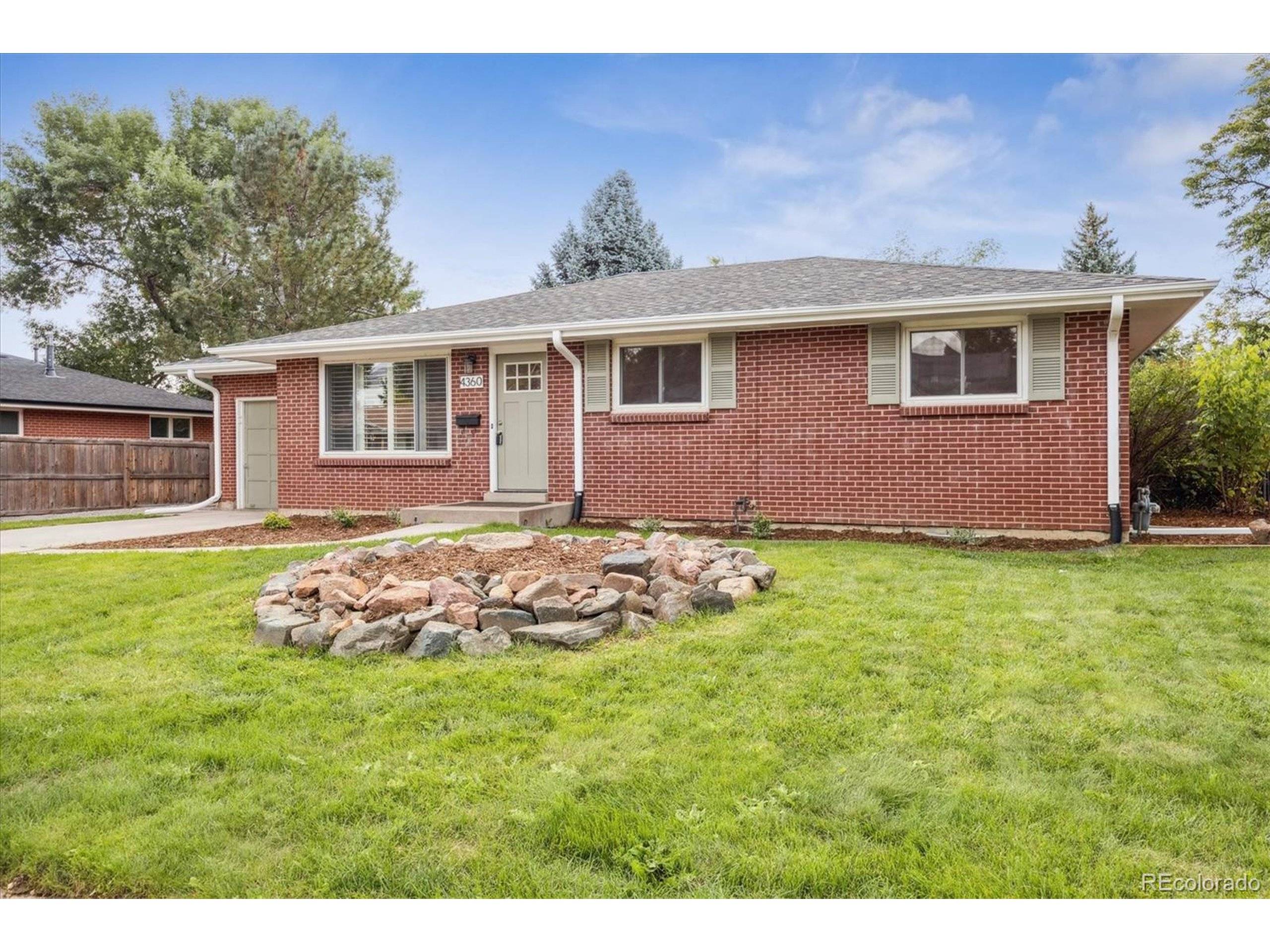 Littleton, CO 80123,4360 W Wagon Trail Dr