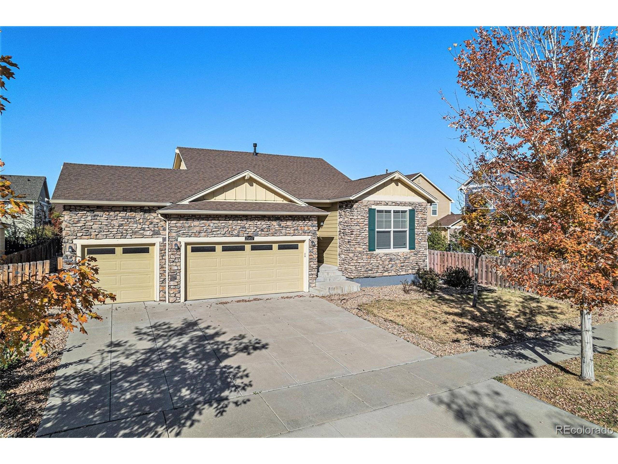 Aurora, CO 80018,25857 E Maple Pl