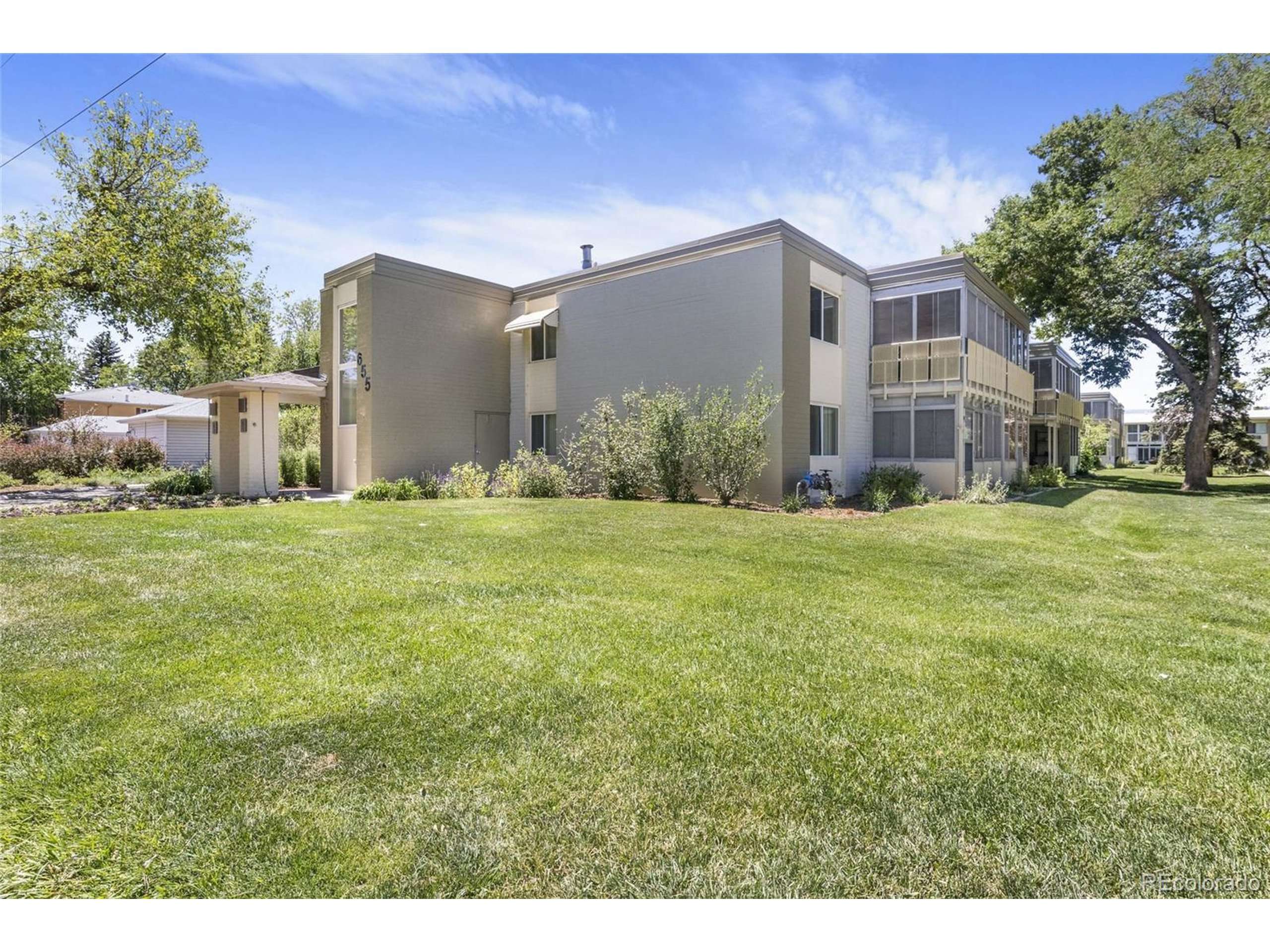 Denver, CO 80247,655 S Clinton St #10A