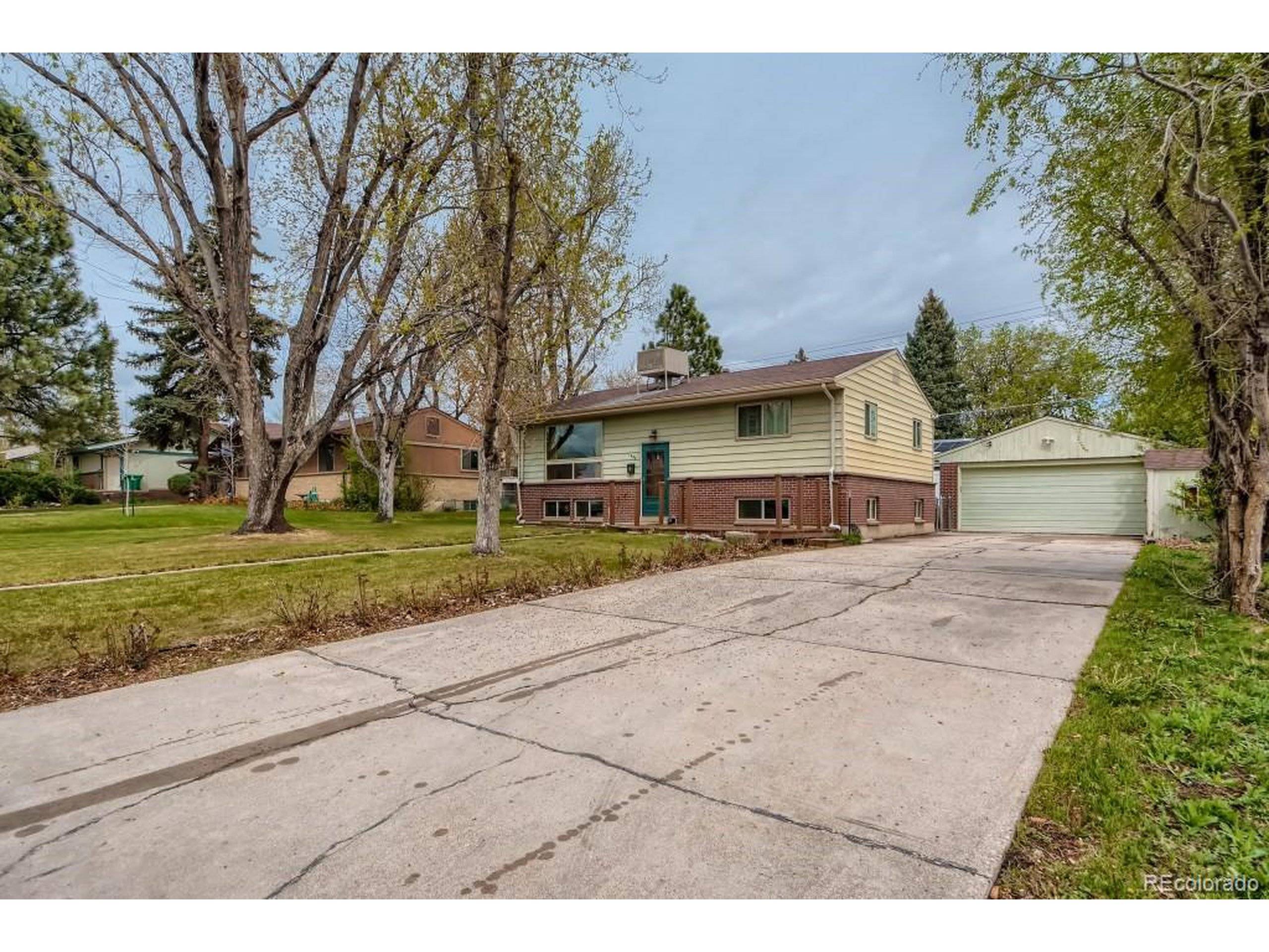 Lakewood, CO 80232,1452 S Teller St