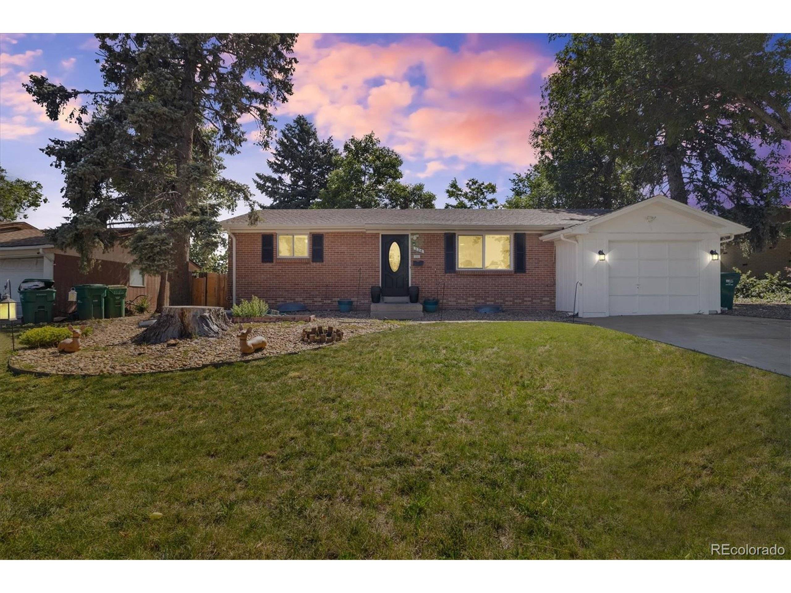 Aurora, CO 80012,334 S Revere St