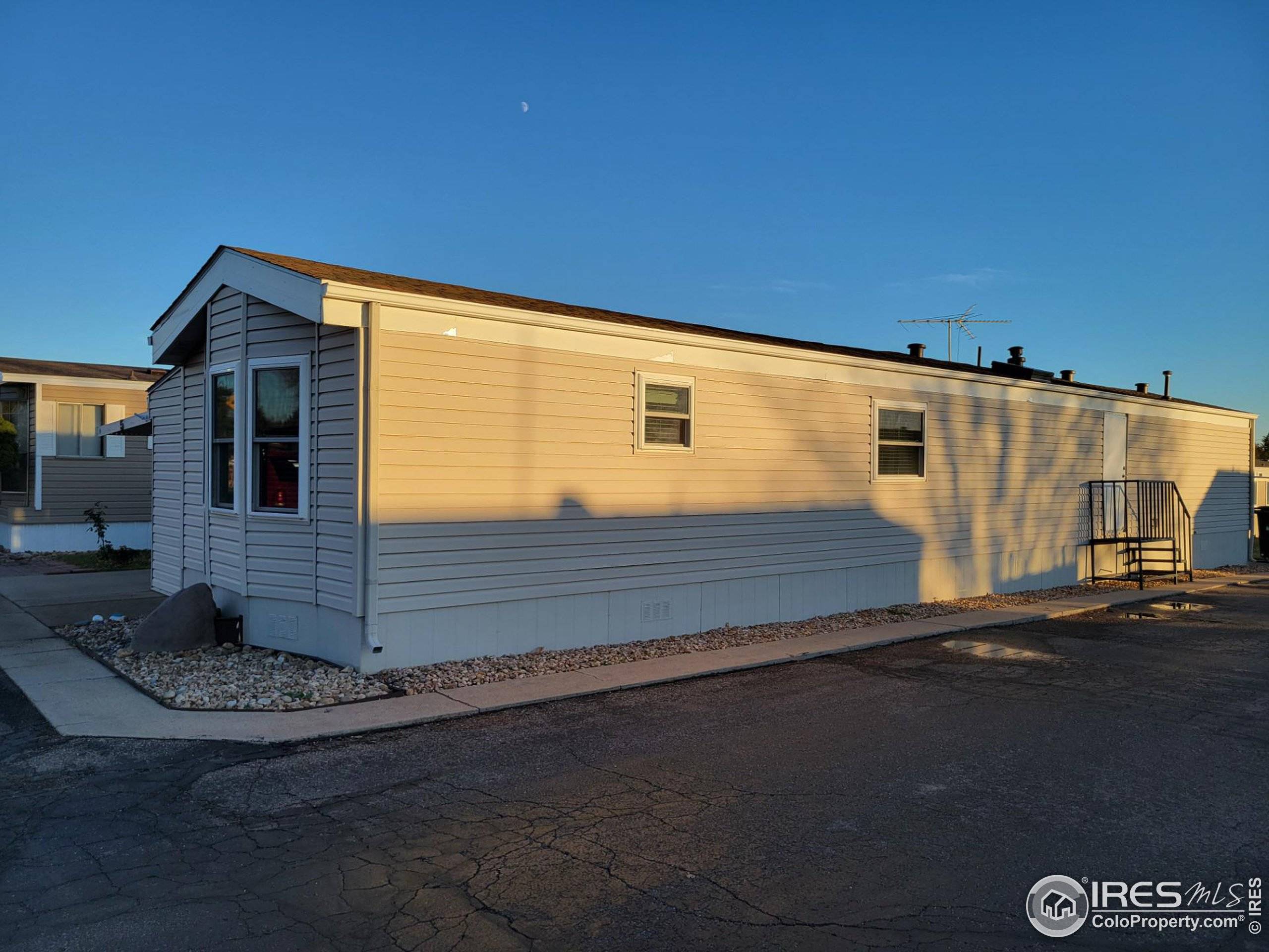 Evans, CO 80620,2200 37th St #5