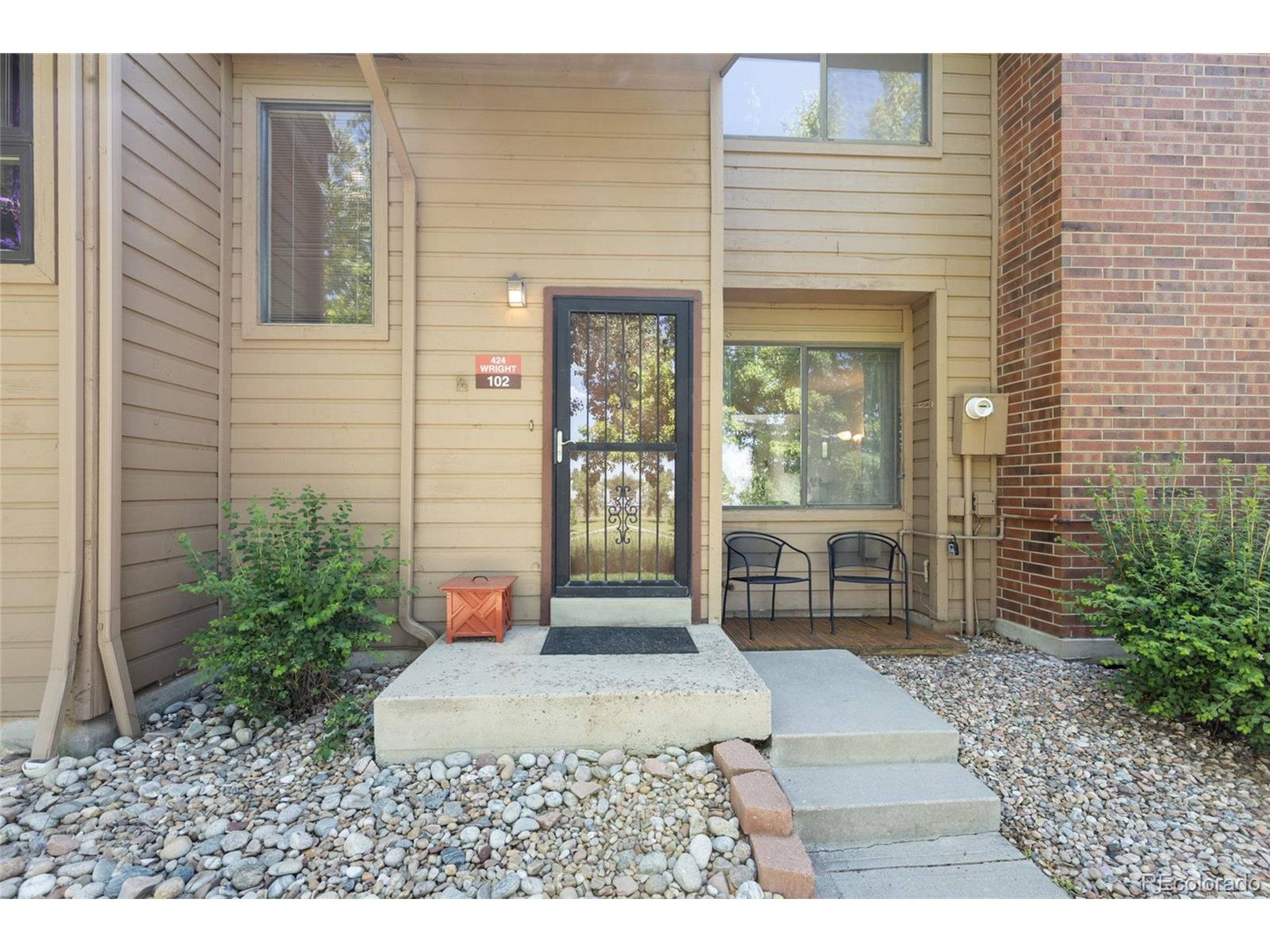 Lakewood, CO 80228,424 Wright St #102