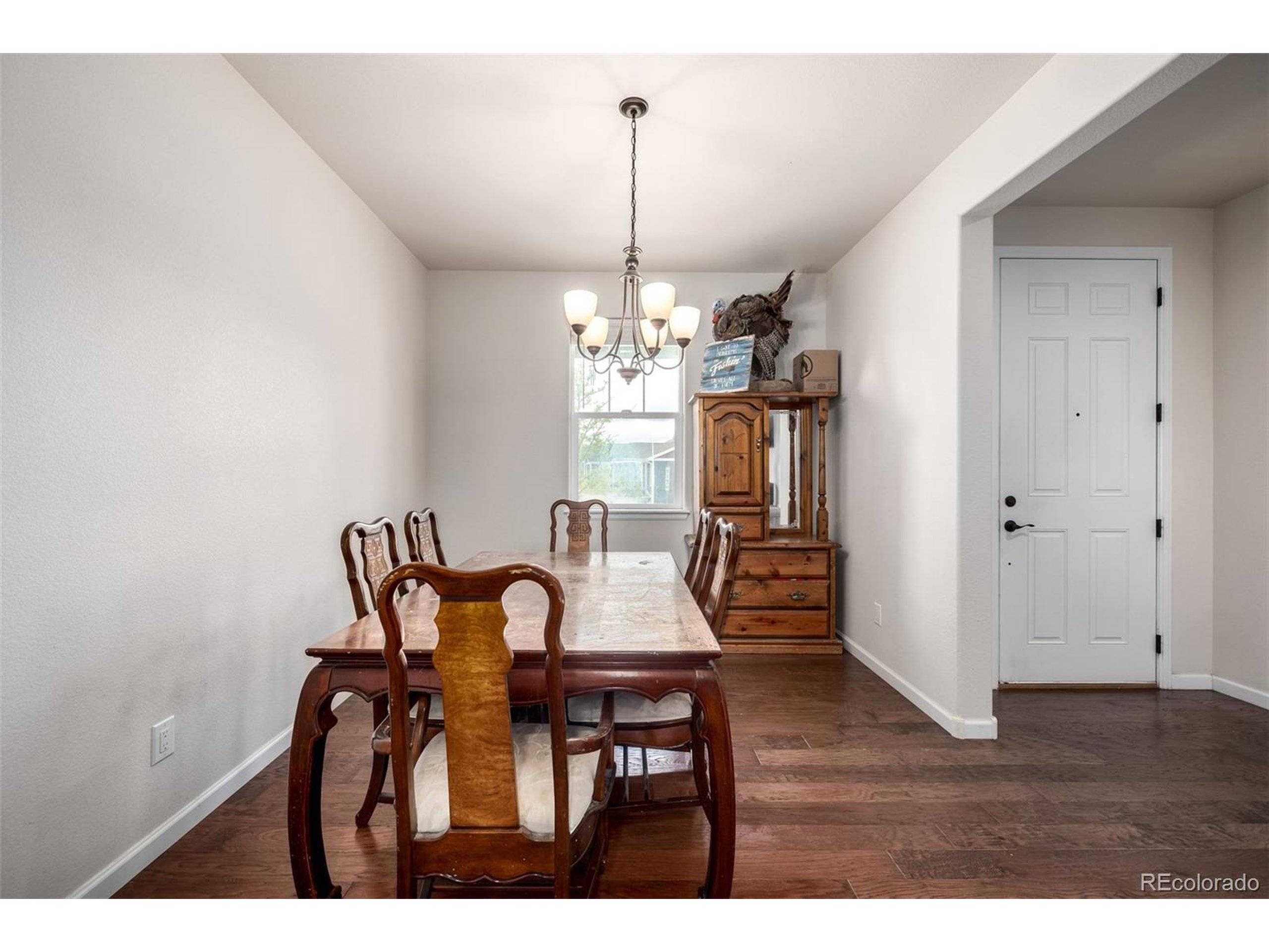 Elizabeth, CO 80107,42425 Forest Oaks Dr