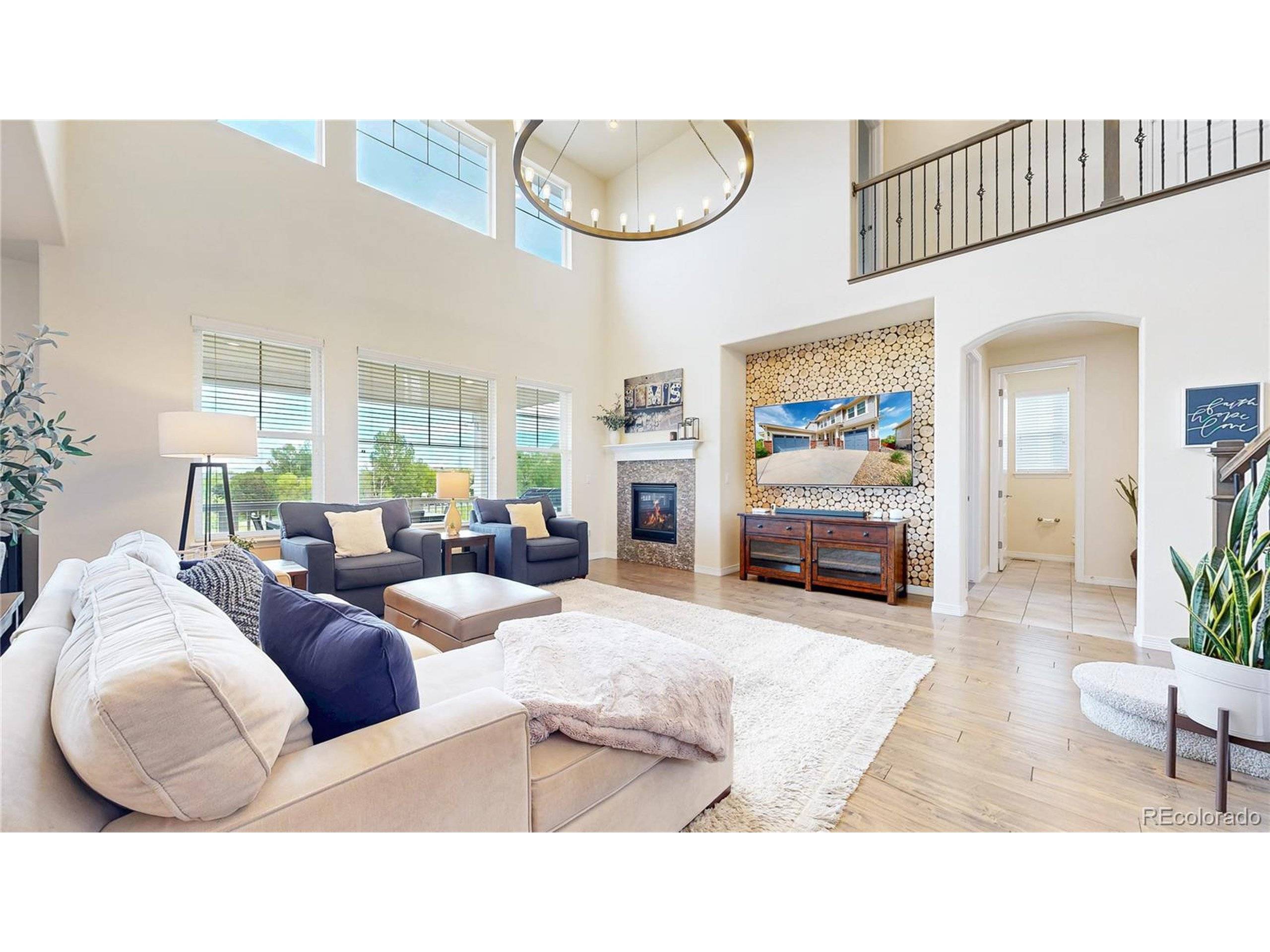 Golden, CO 80403,5932 Eldora St