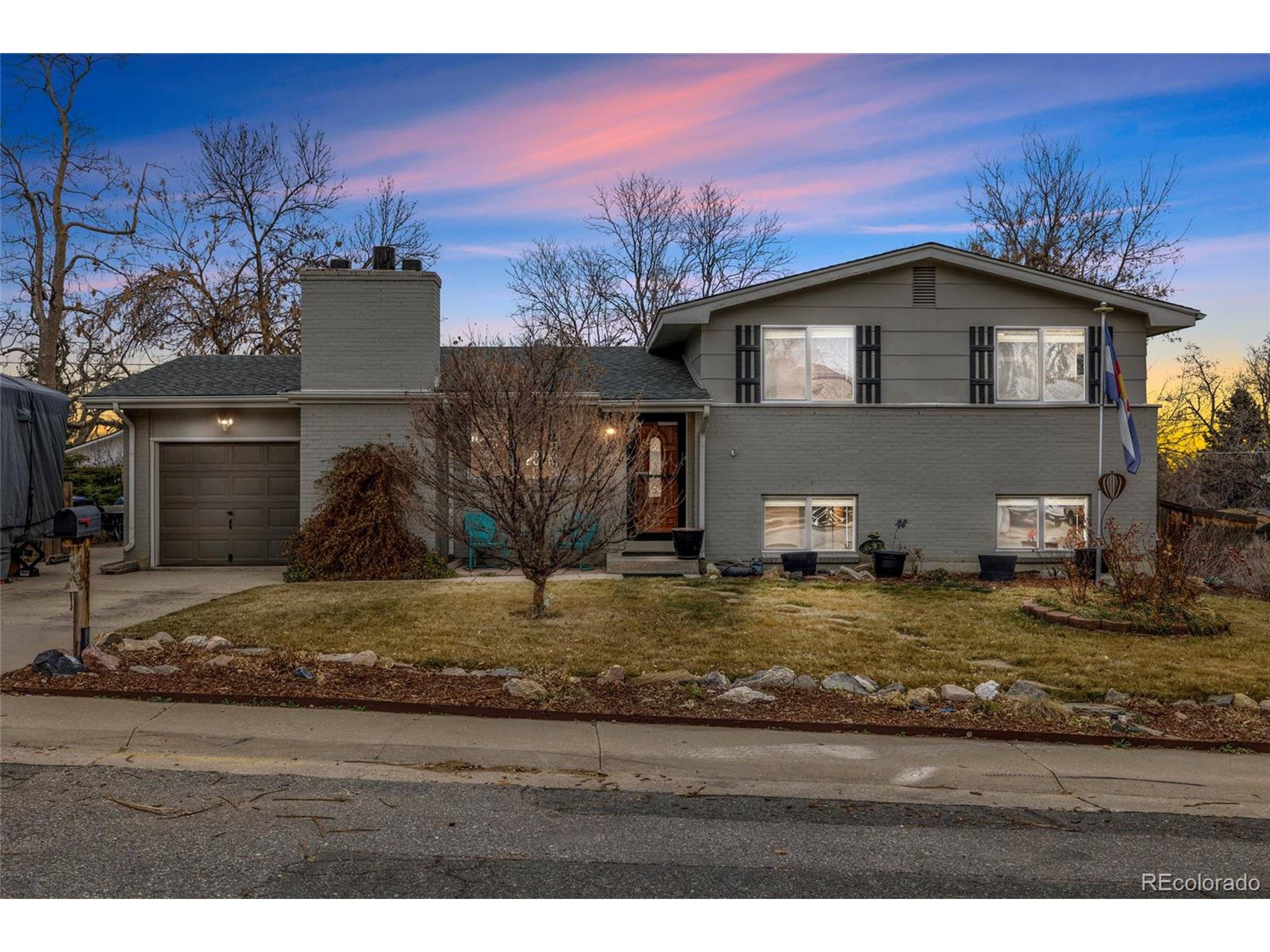 Arvada, CO 80004,6864 Balsam St
