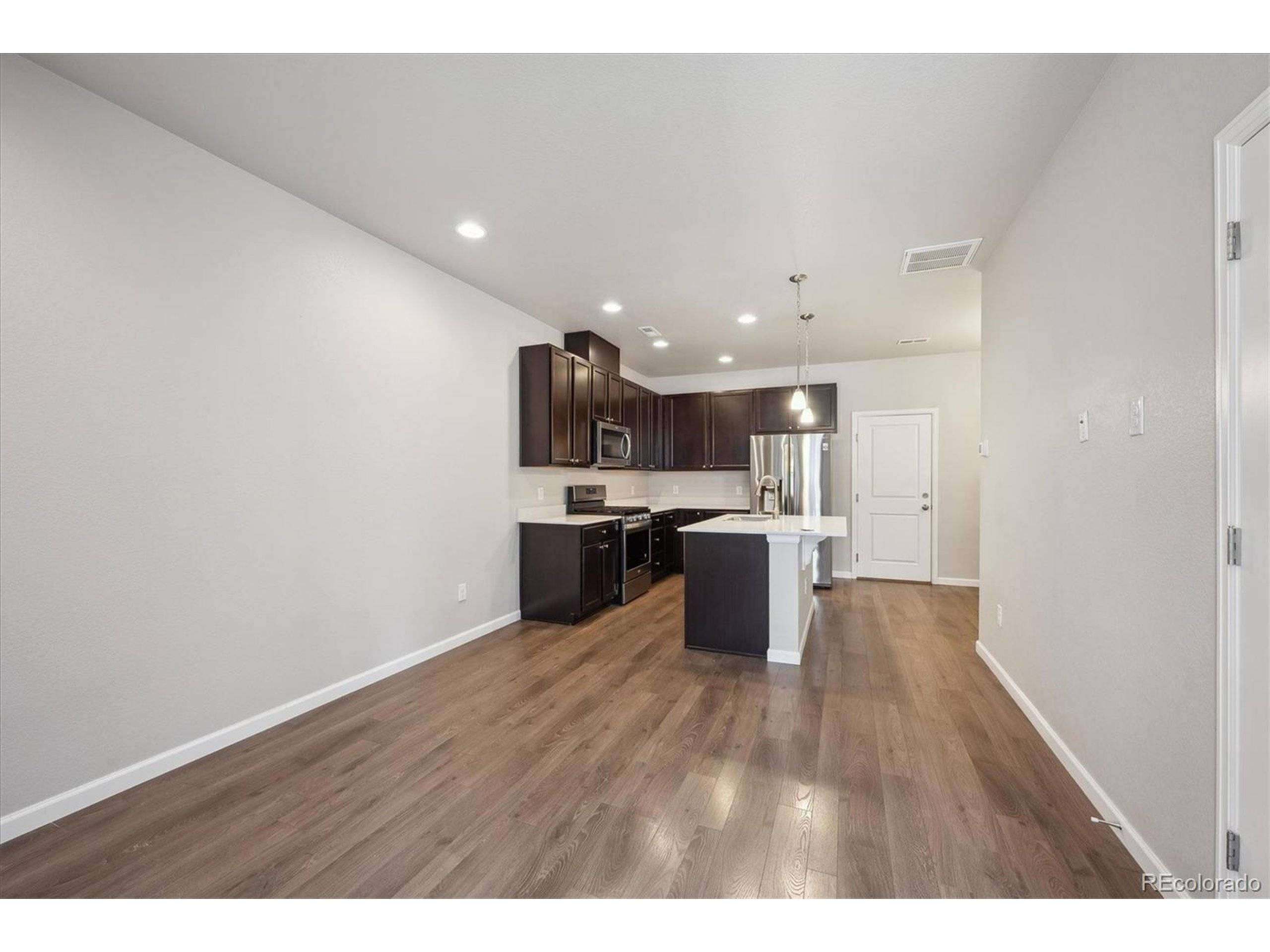 Arvada, CO 80007,9269 Garnett St #C