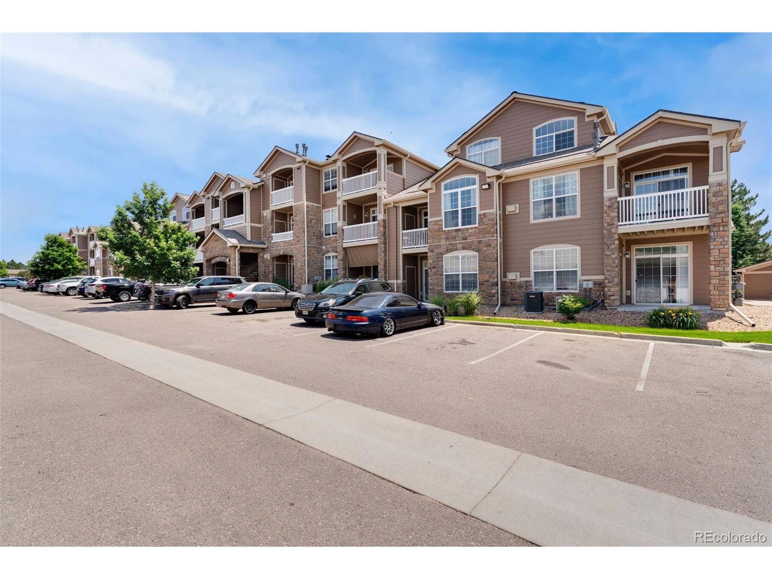 Englewood, CO 80112,7440 S Blackhawk St #2-104