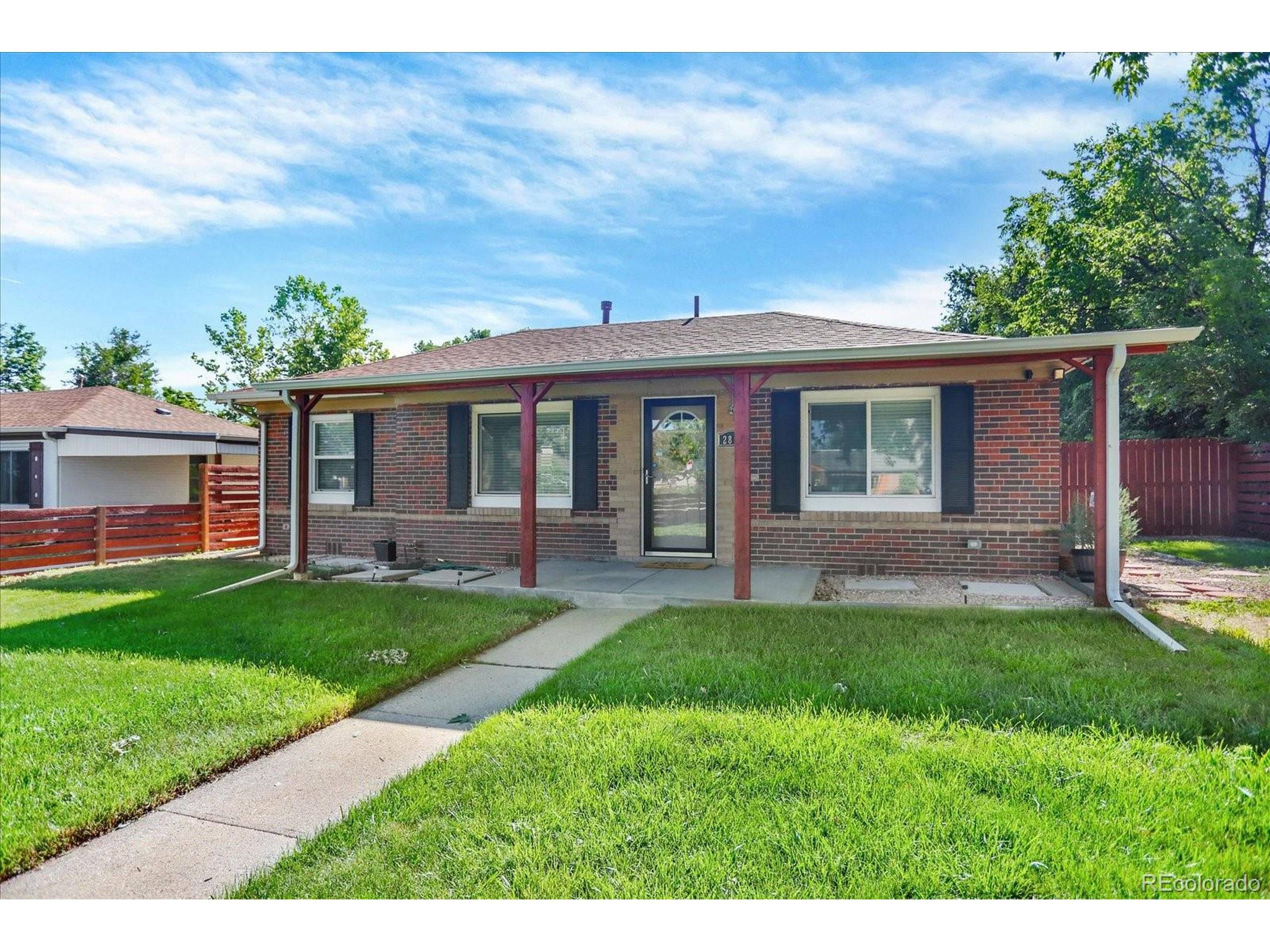 Denver, CO 80207,2810 Oneida St