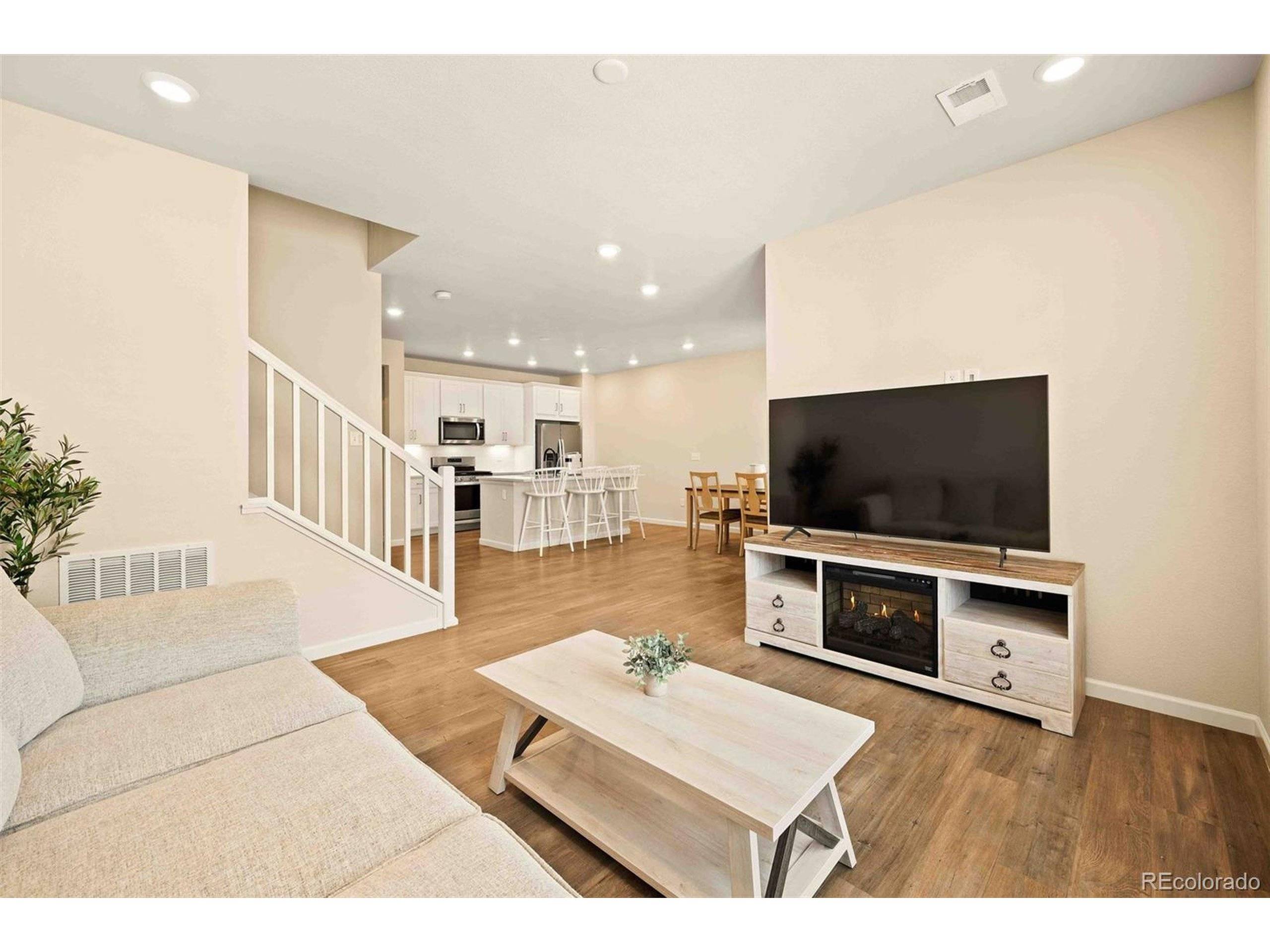 Littleton, CO 80125,8055 Navajo River Loop #B