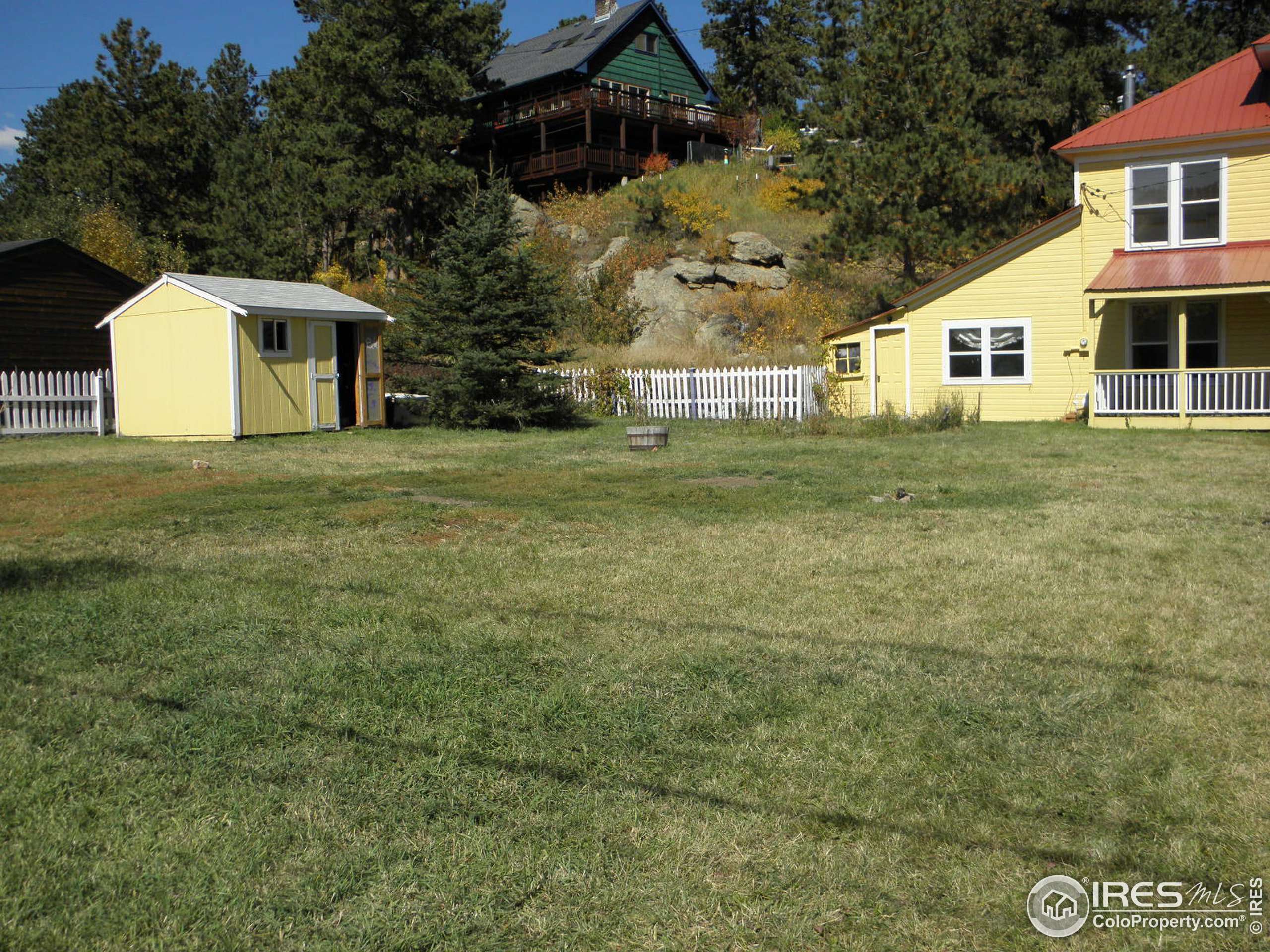 Nederland, CO 80466,279 W 3rd St