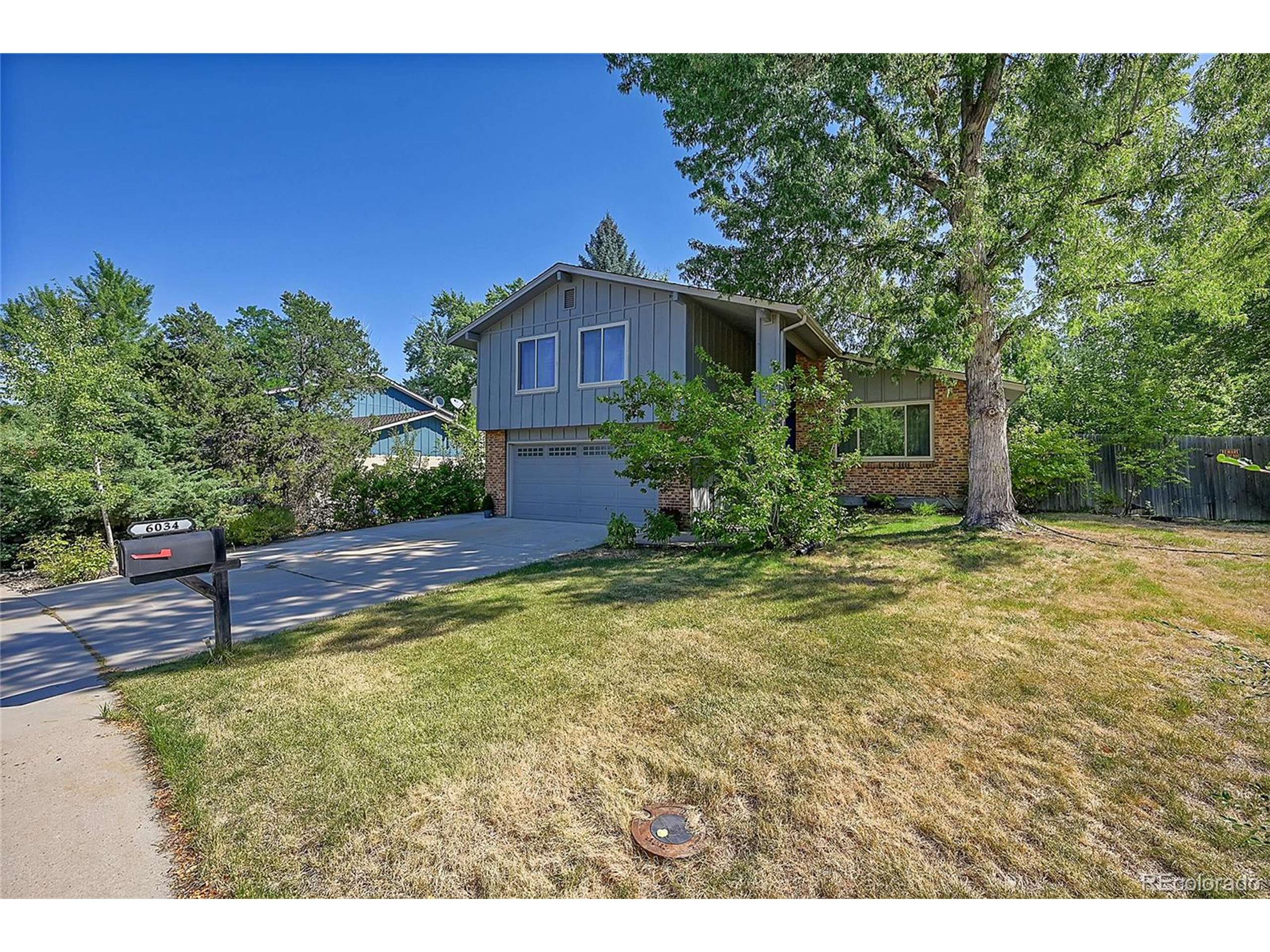 Centennial, CO 80111,6034 S Niagara Ct