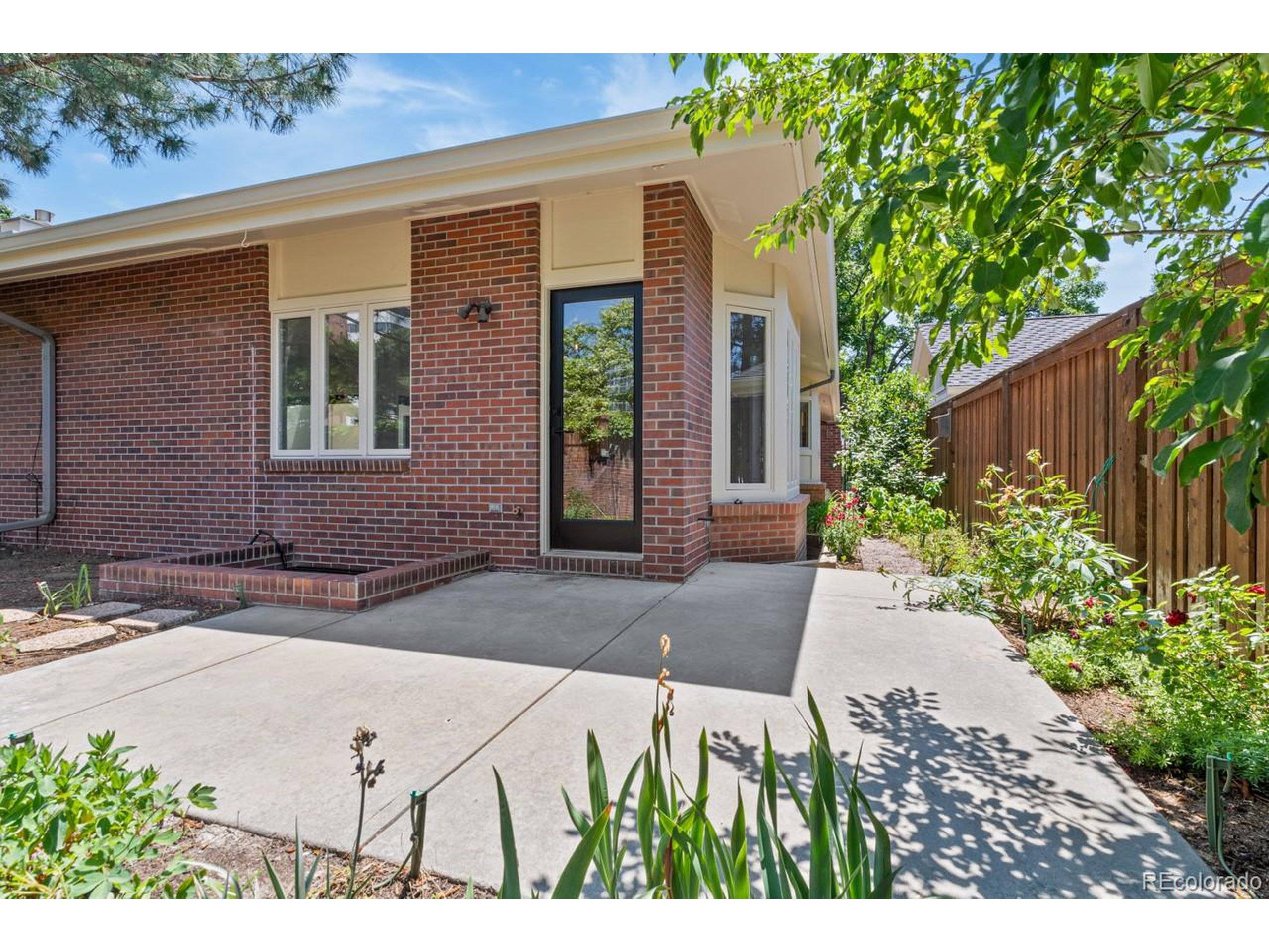 Denver, CO 80209,2552 E Alameda Ave #92