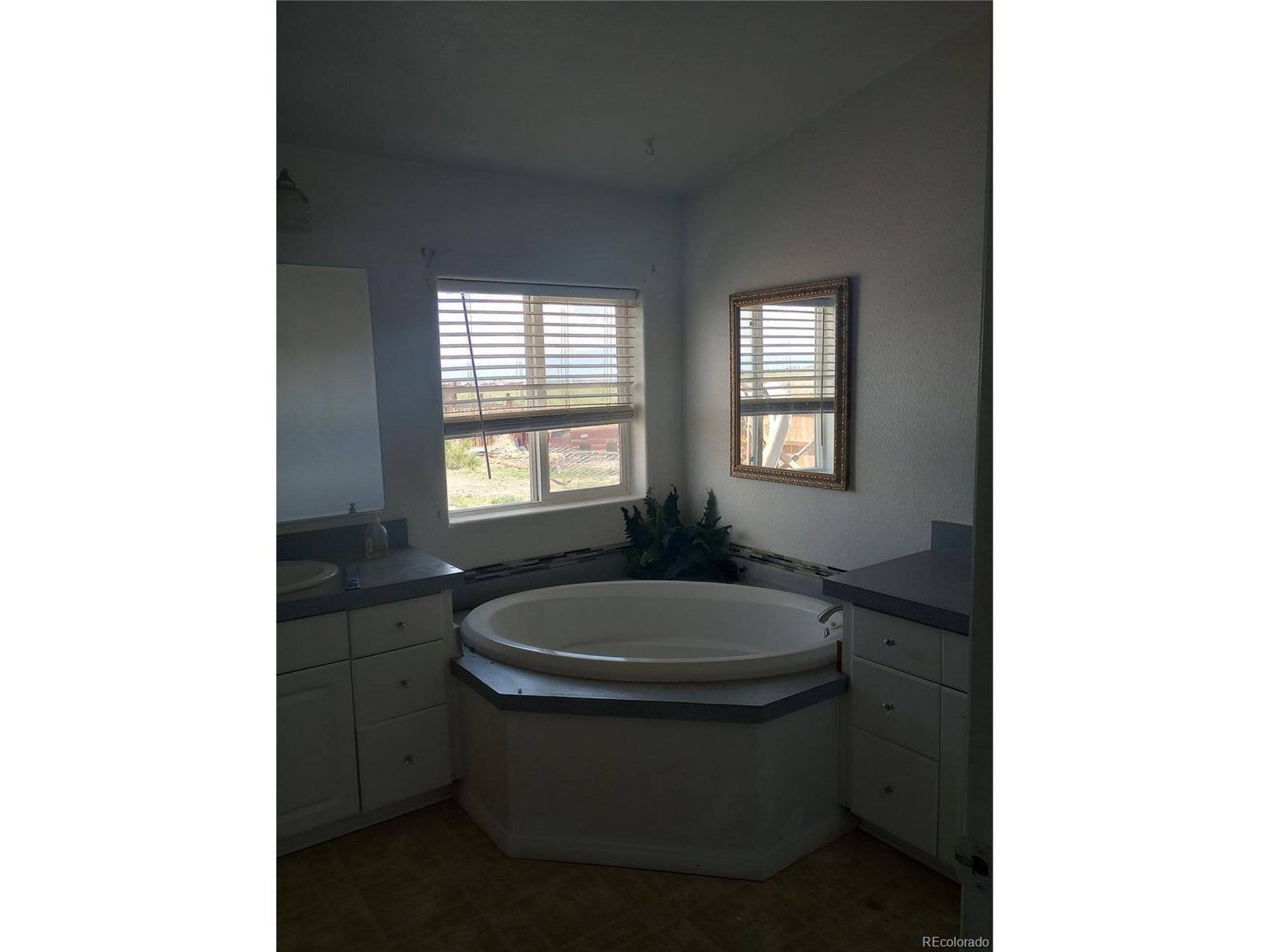 Alamosa, CO 81101,5511 Ridgetop Ct
