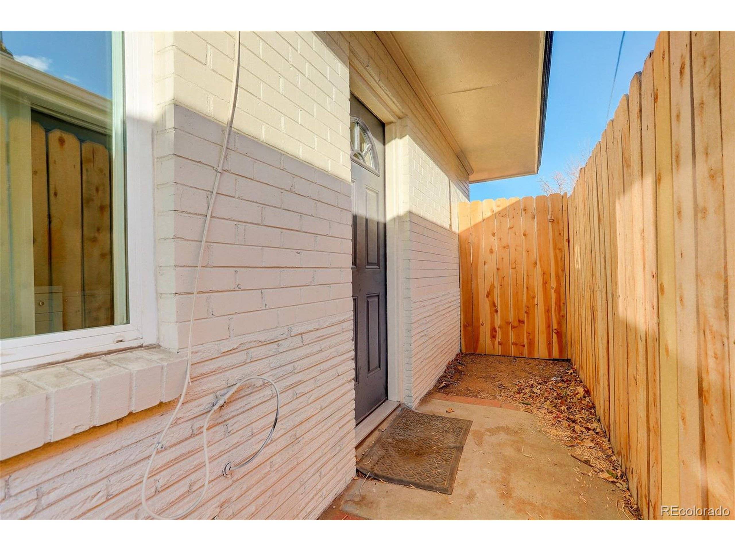 Denver, CO 80221,4835 Grove St