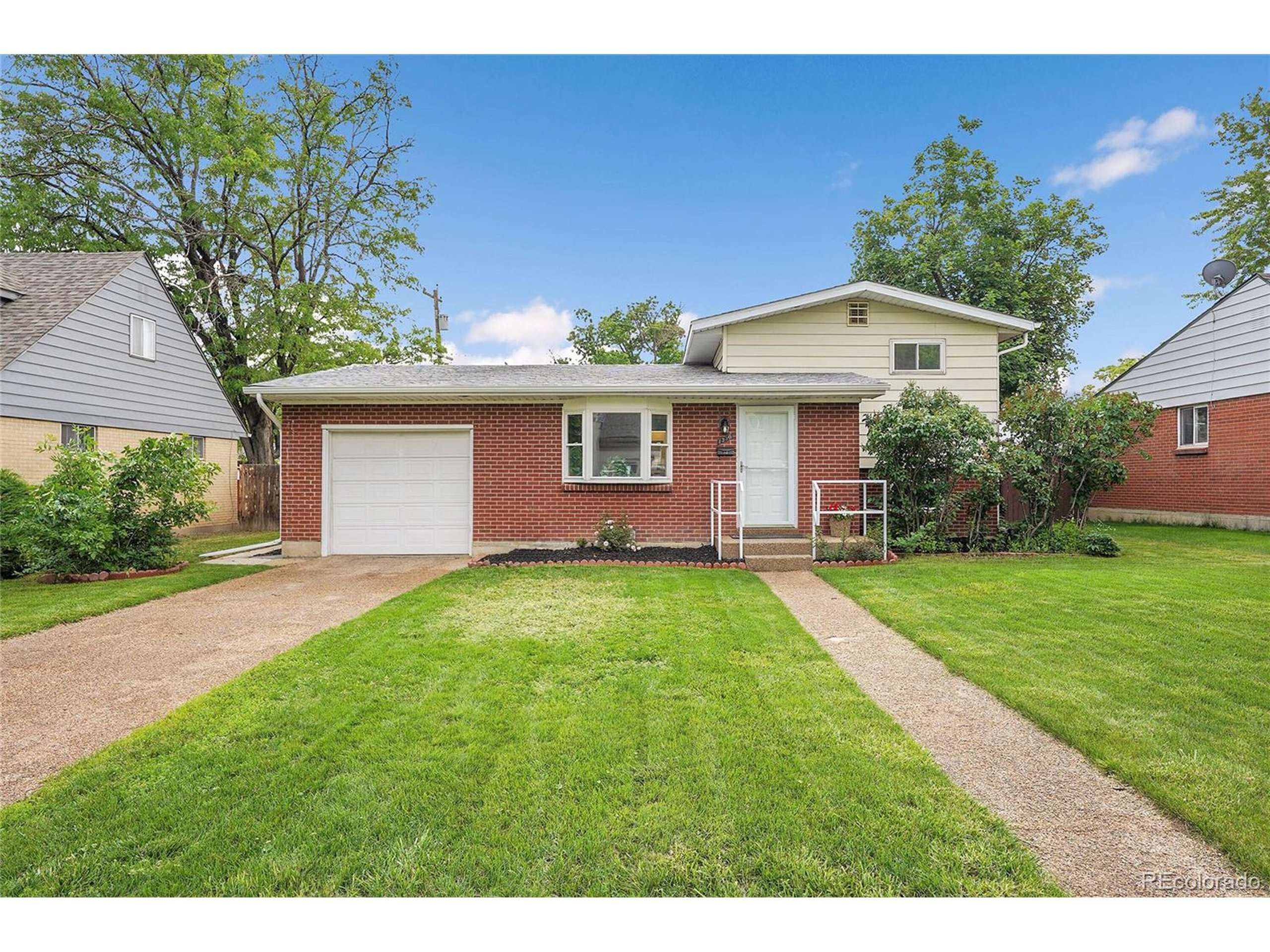 Aurora, CO 80011,1330 Quari St
