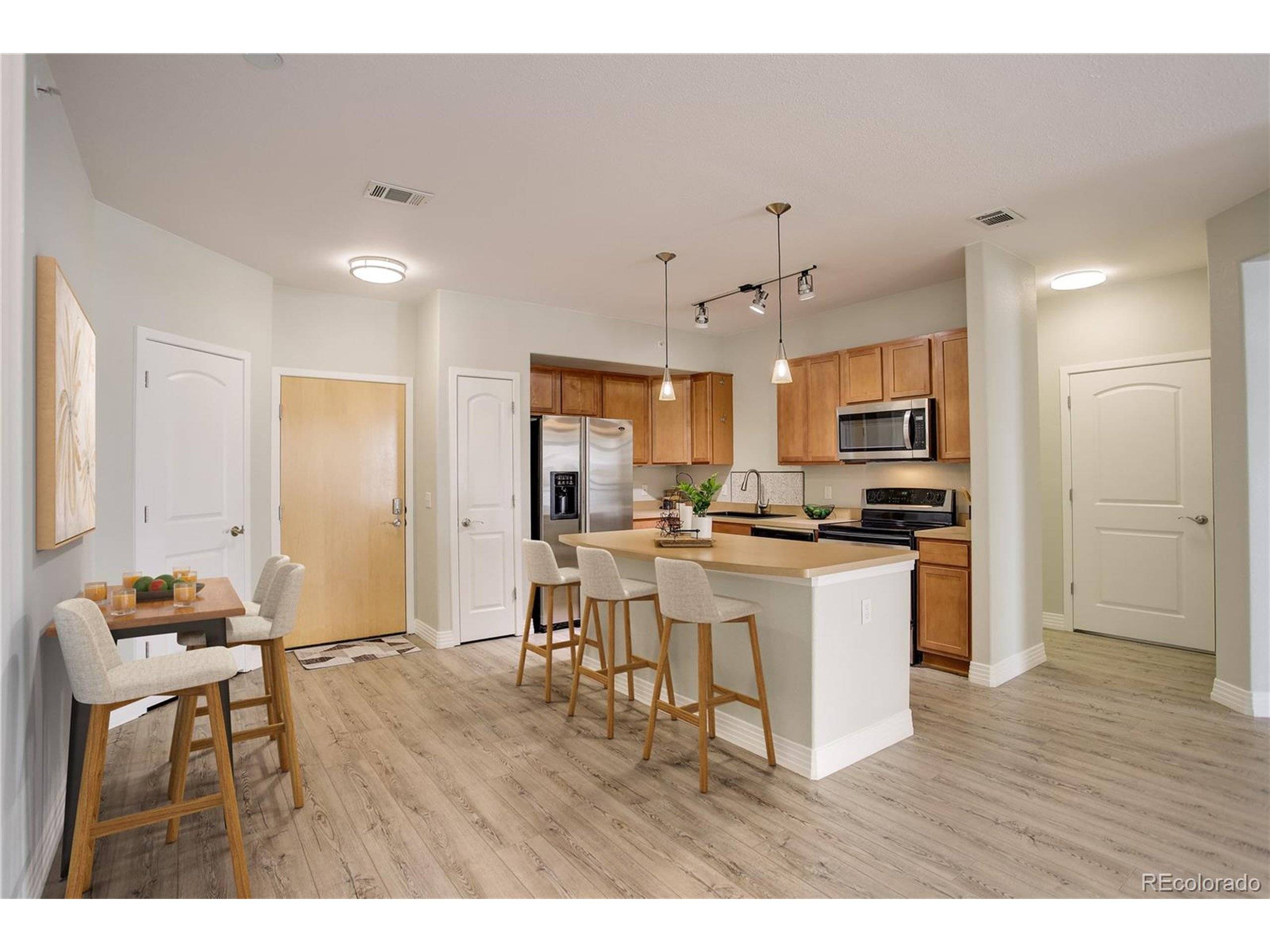 Lone Tree, CO 80124,10184 Park Meadows Dr #1406