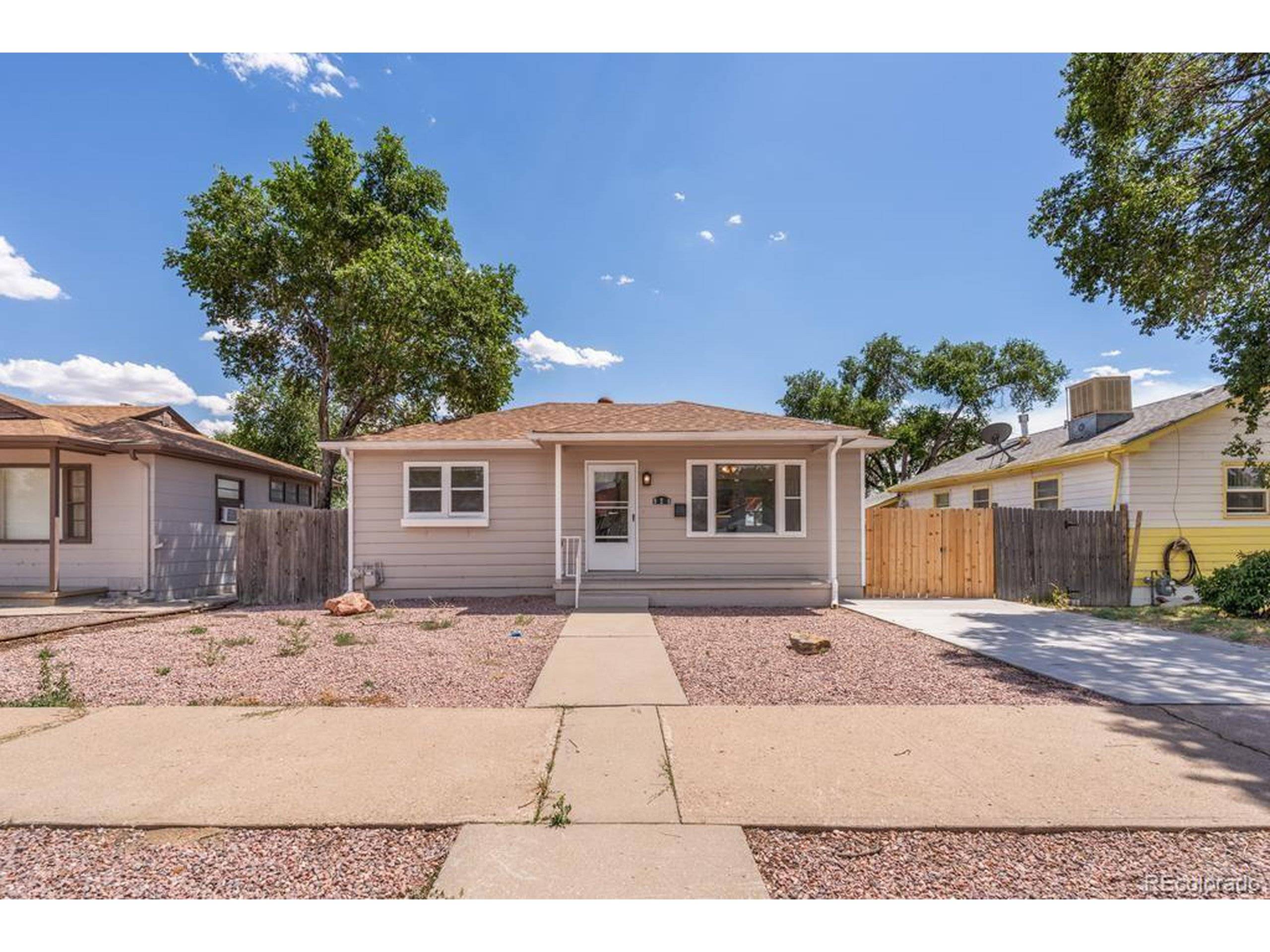 Pueblo, CO 81003,926 W 16th St