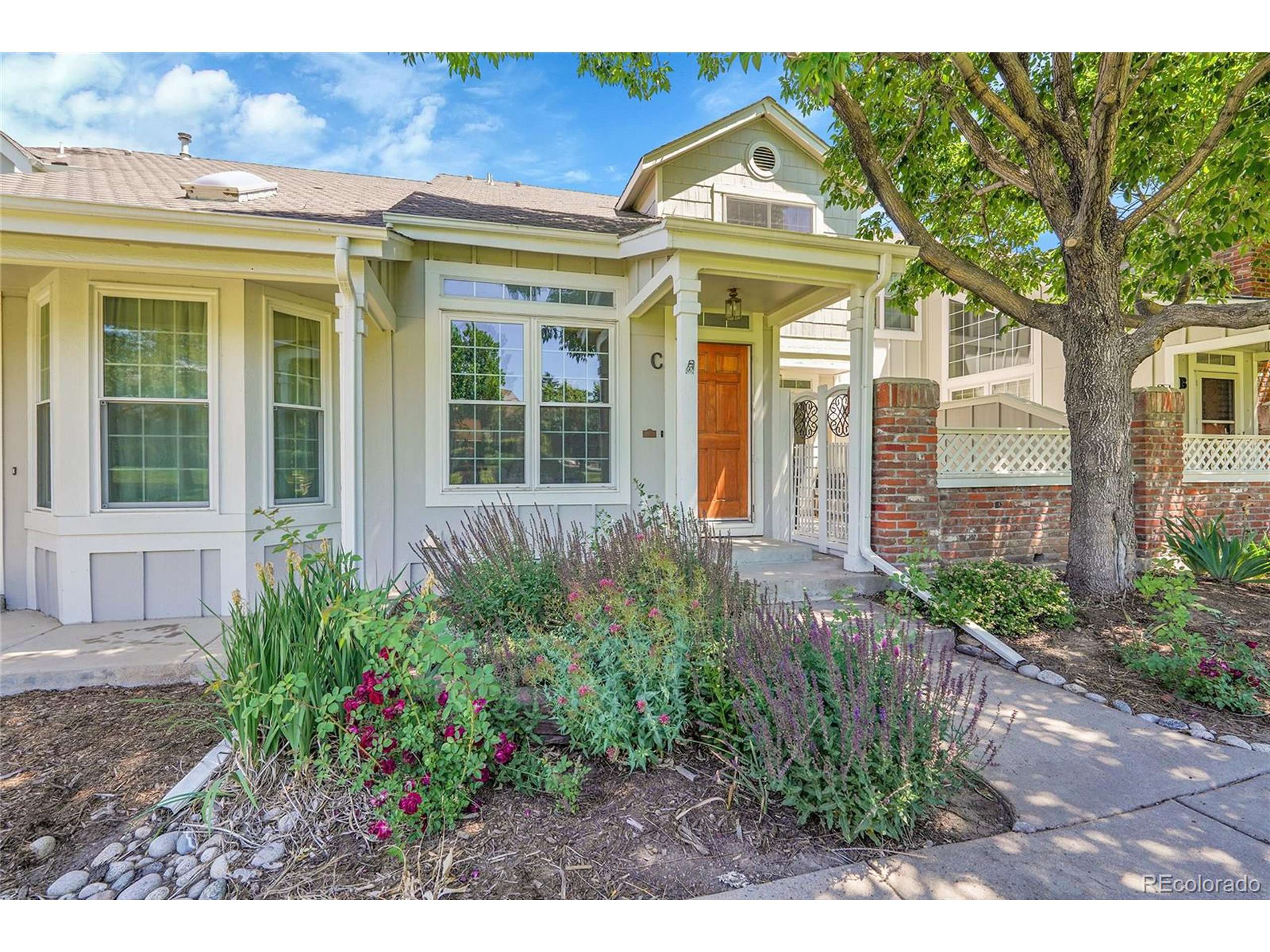 Littleton, CO 80120,2972 W Long Dr #C
