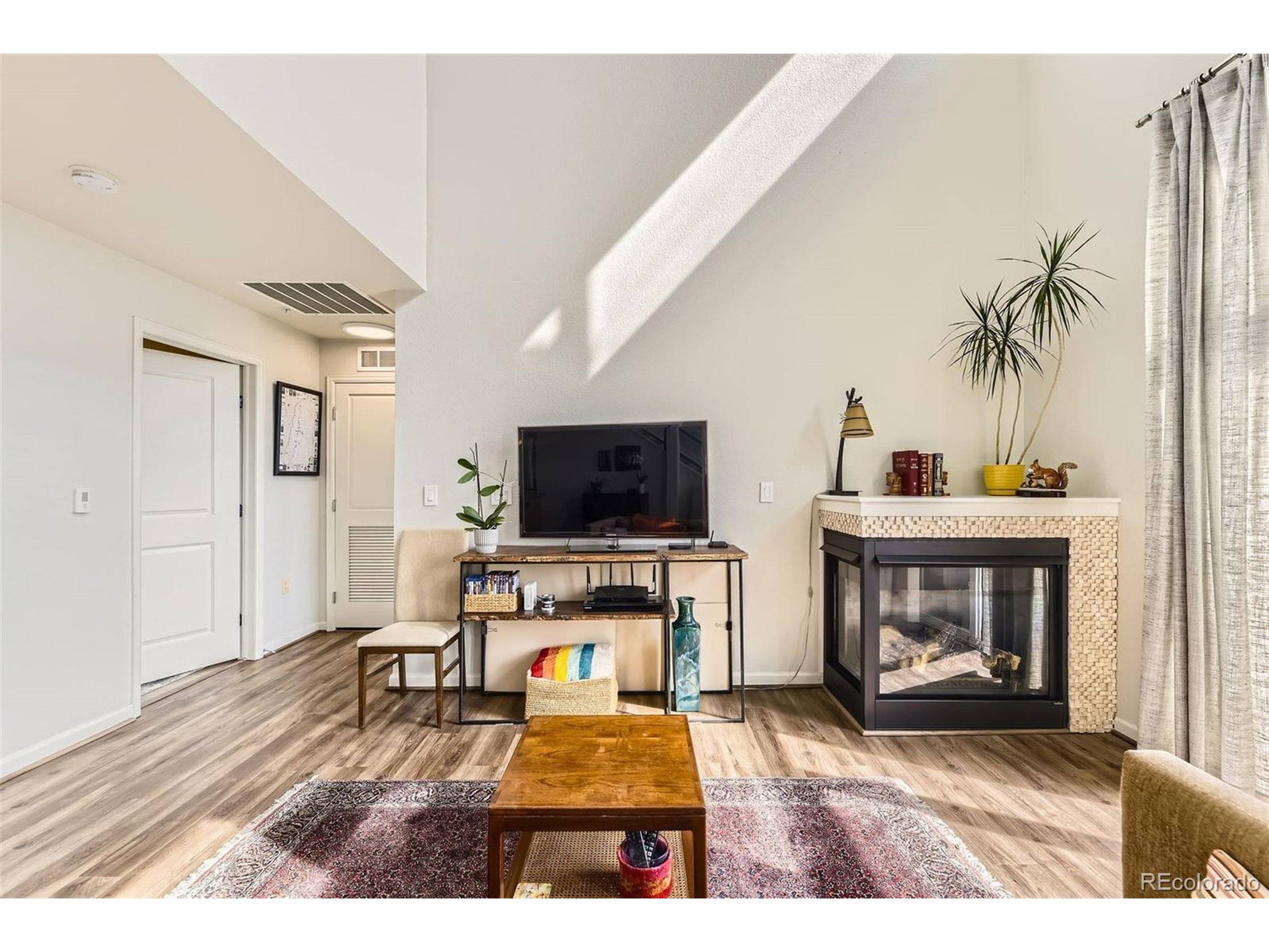 Denver, CO 80230,8165 E Lowry Blvd #310
