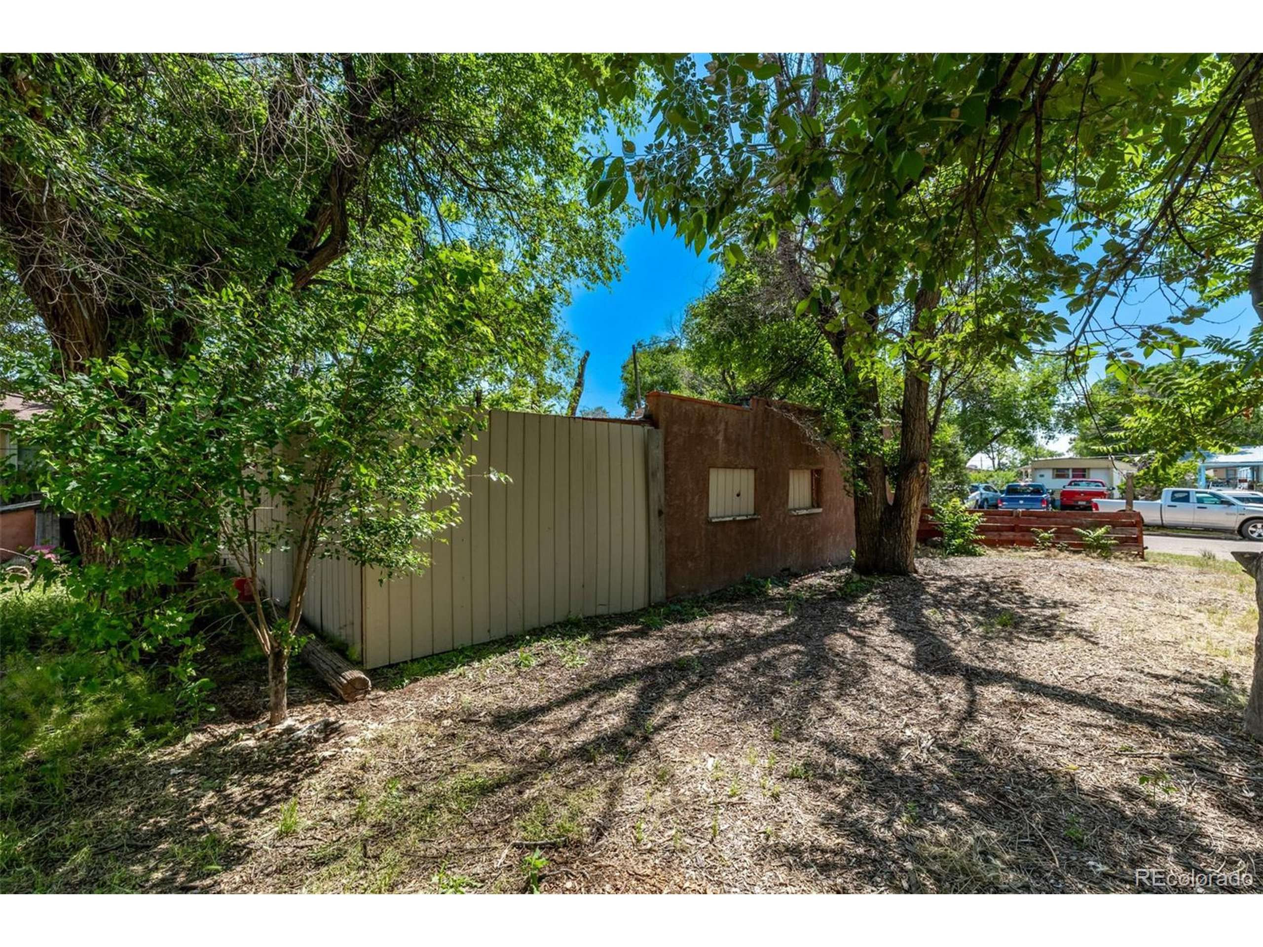 Pueblo, CO 81004,2708 Poplar St