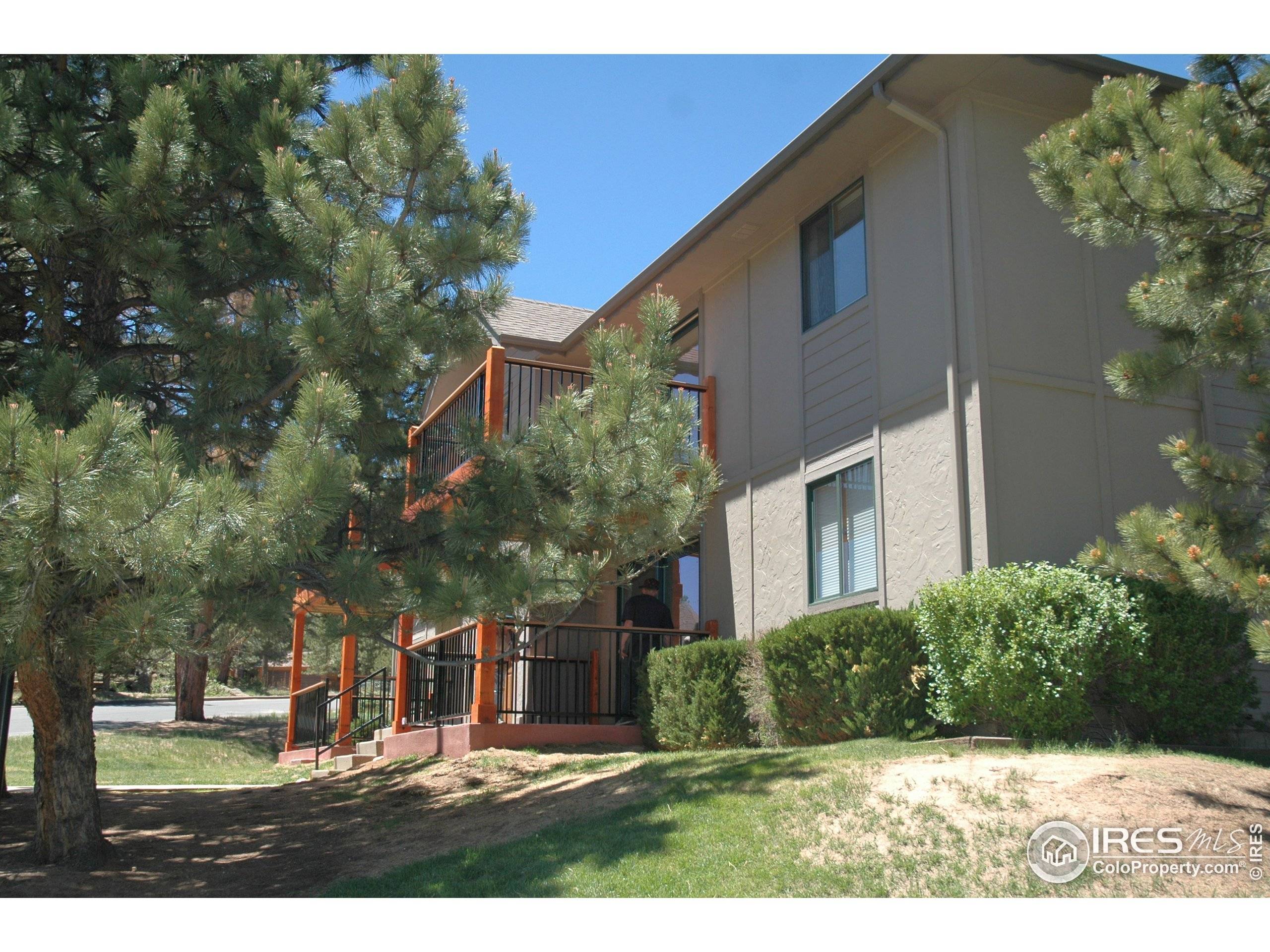 Estes Park, CO 80517,1155 S Saint Vrain Ave #1