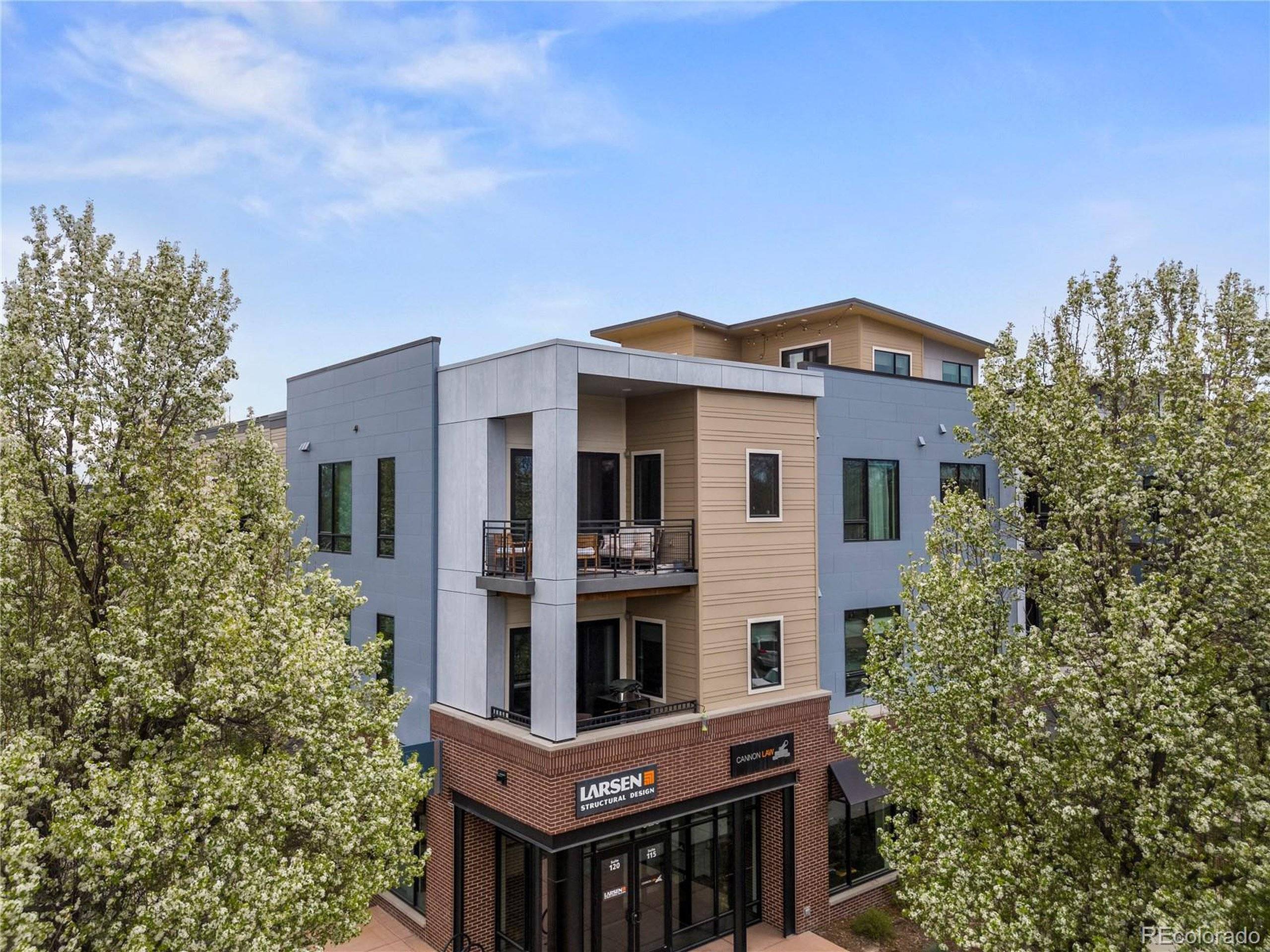 Fort Collins, CO 80521,302 N Meldrum St #201