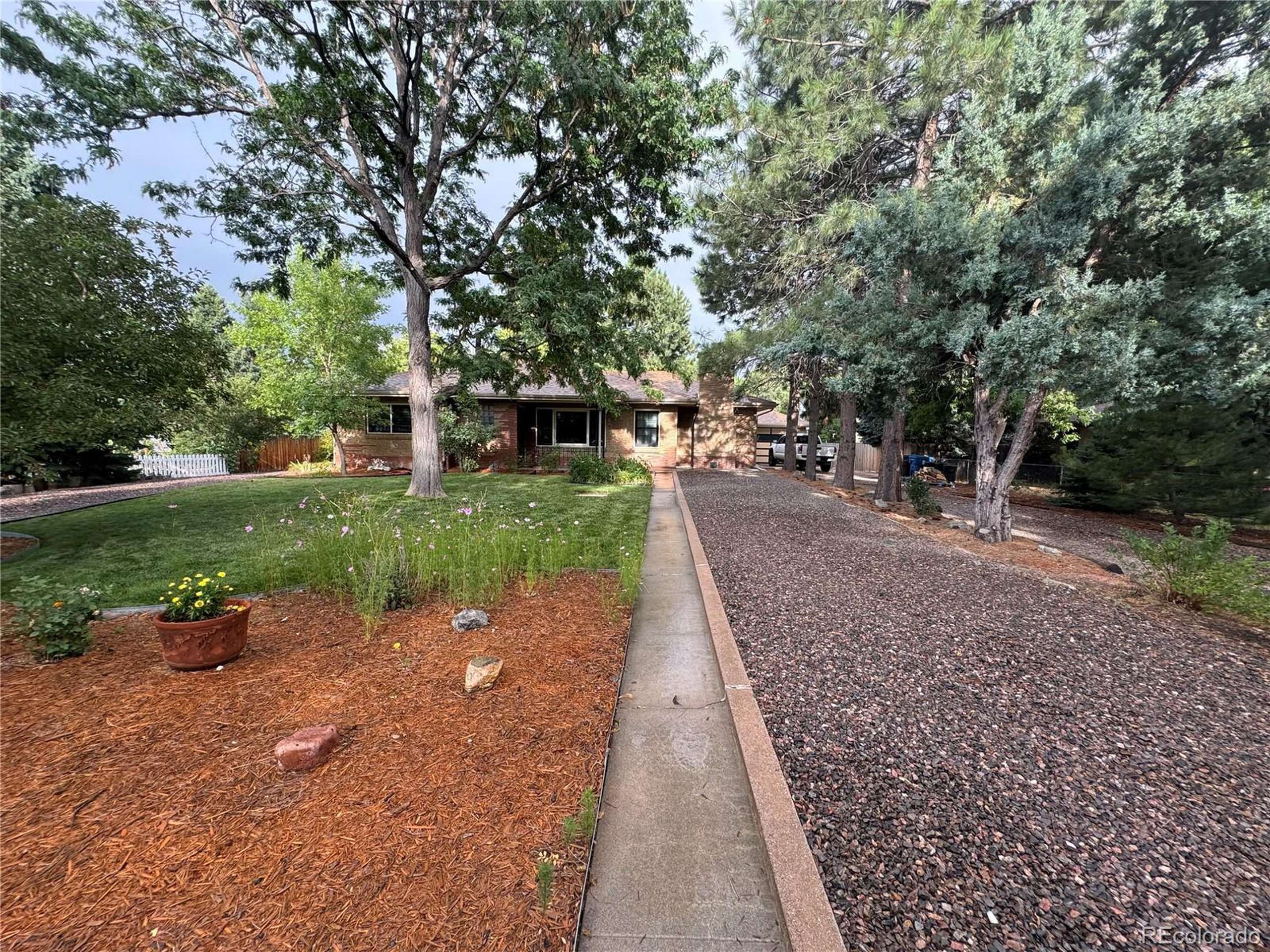 Lakewood, CO 80226,180 Allison St