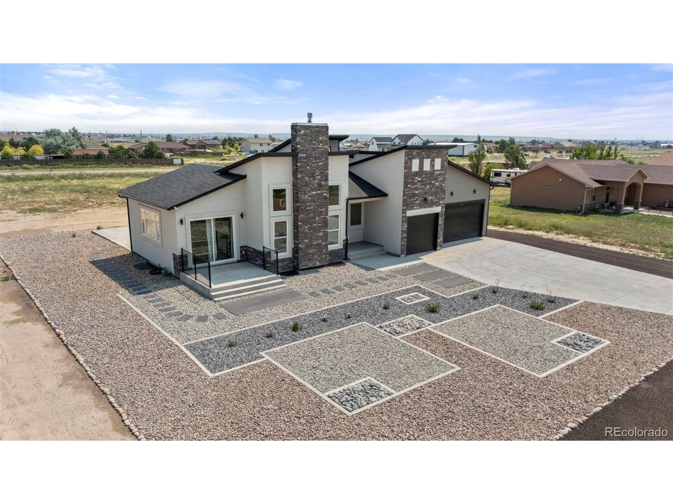 Pueblo West, CO 81007,587 E Paradise Dr