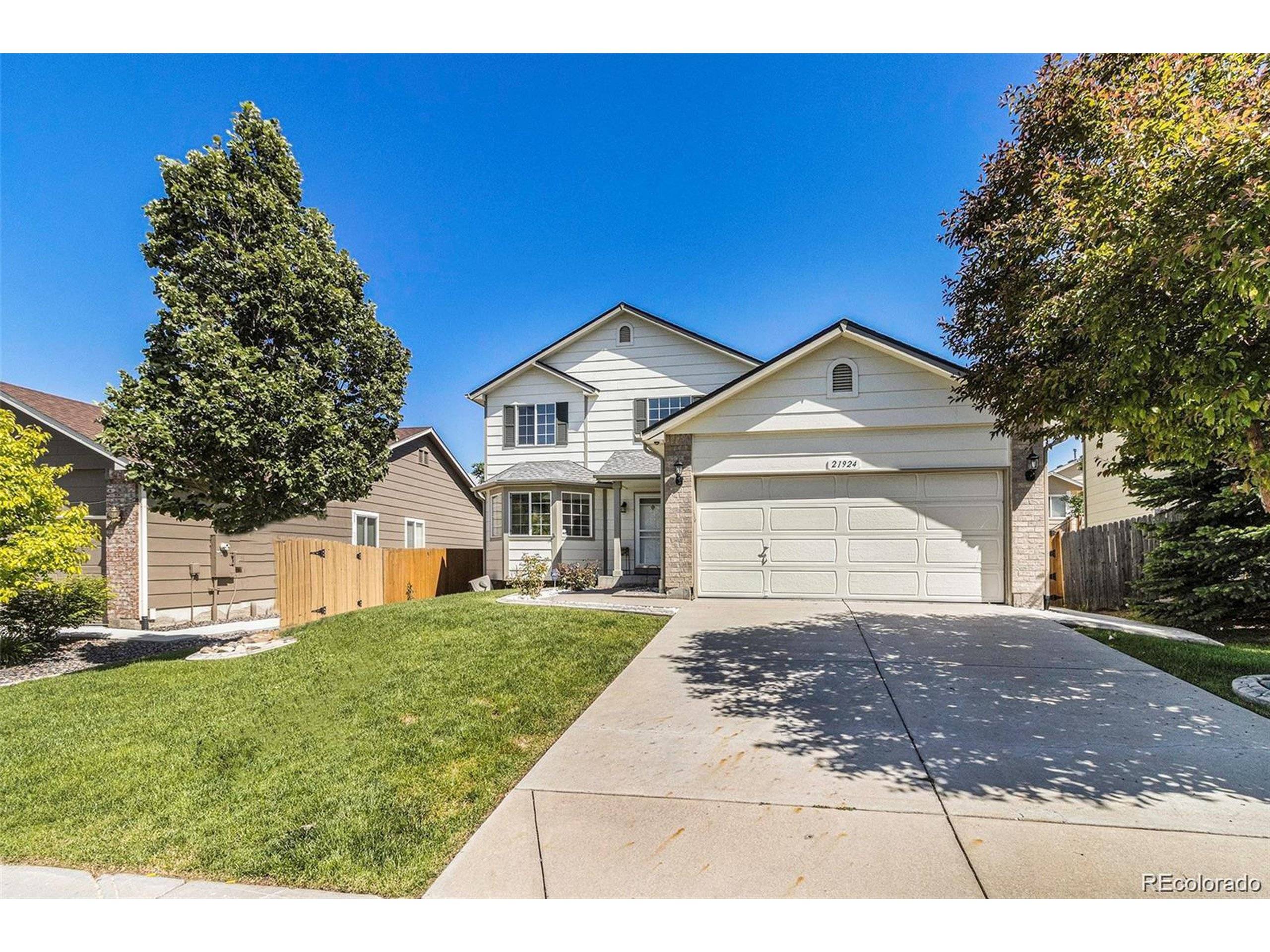 Aurora, CO 80015,21924 E Lake Ave