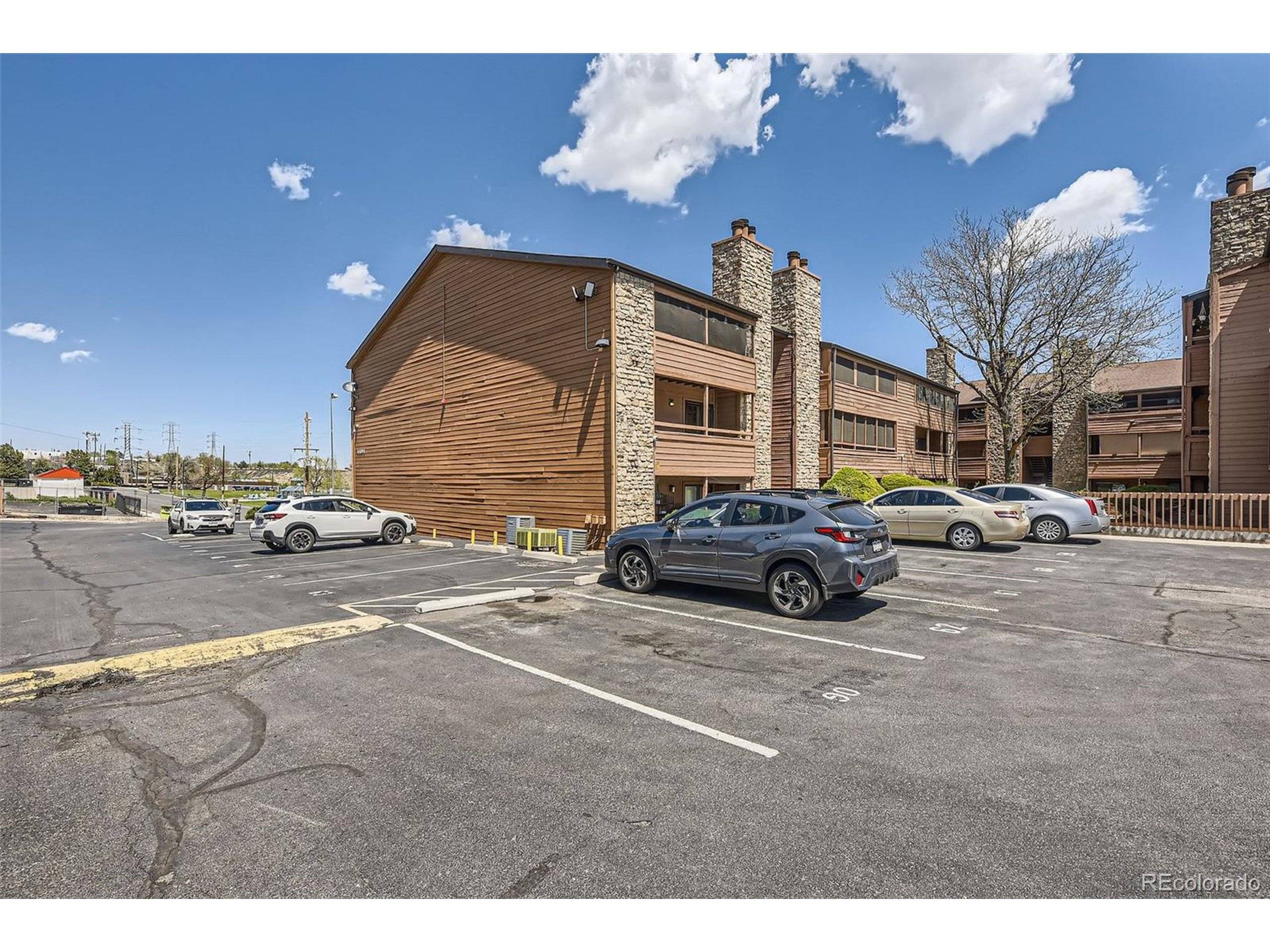Englewood, CO 80110,4691 S Decatur St #215