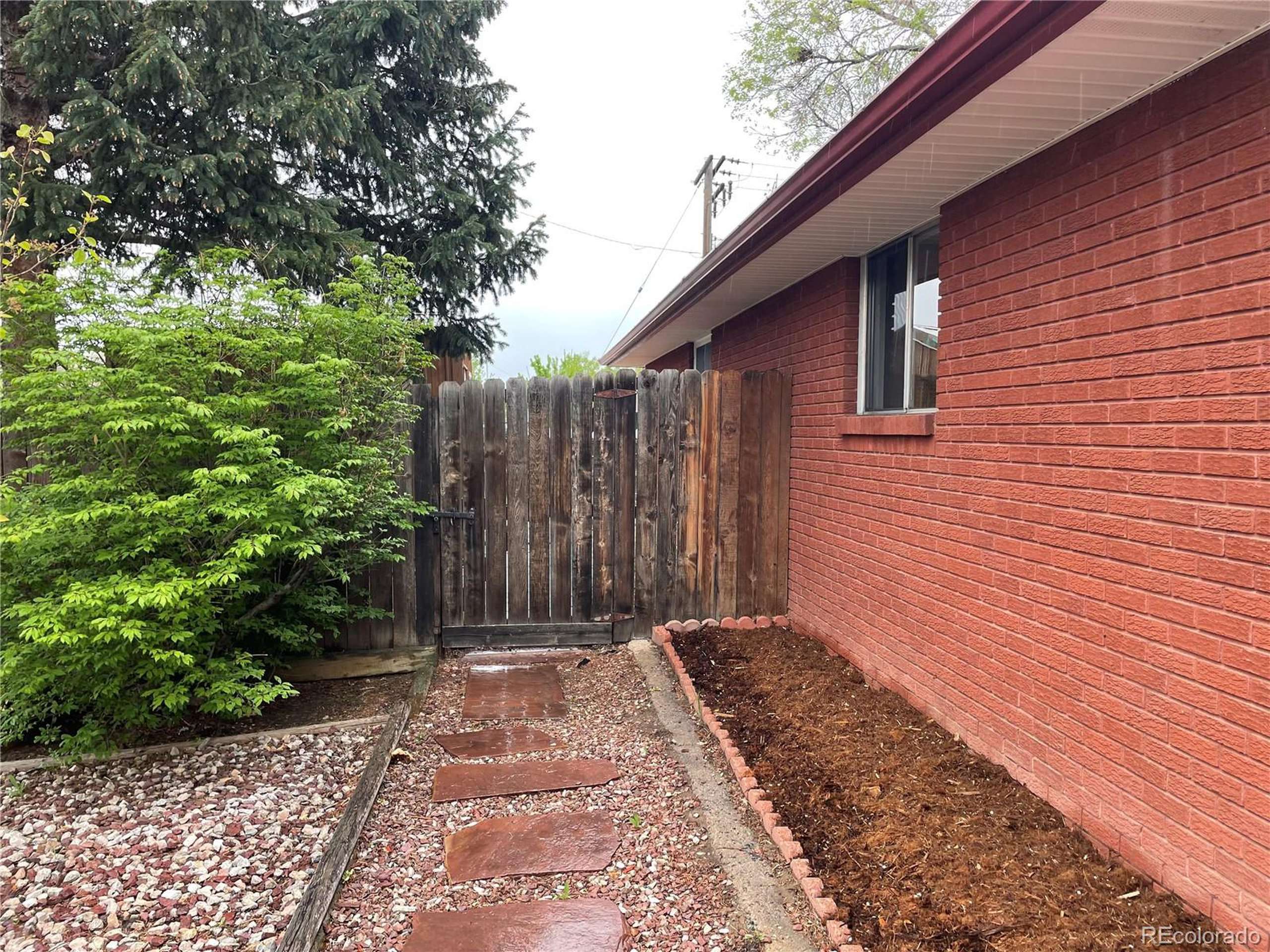 Longmont, CO 80501,Address not disclosed