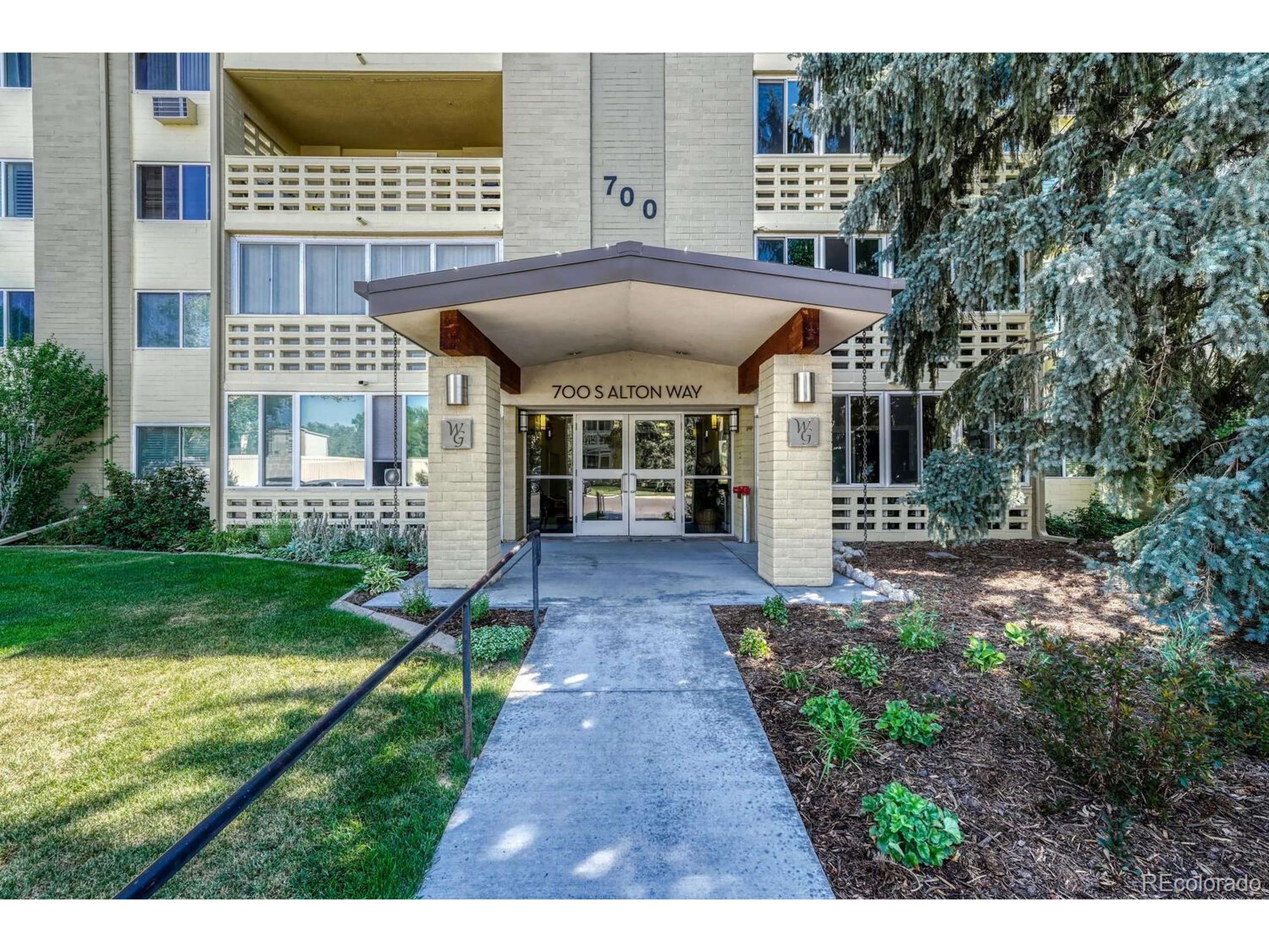 Denver, CO 80247,700 S Alton Way #12C