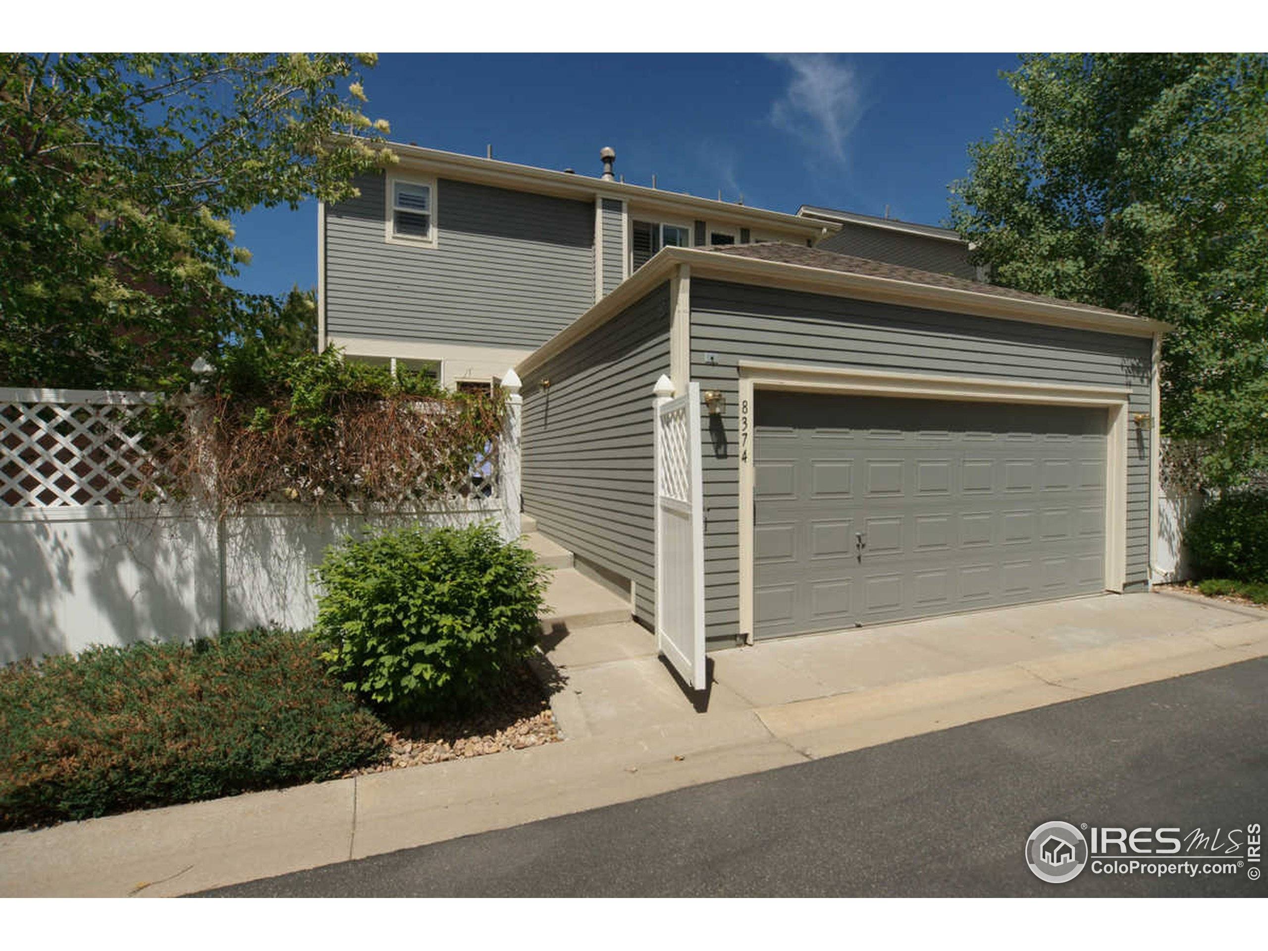 Arvada, CO 80005,8374 Deframe Ct