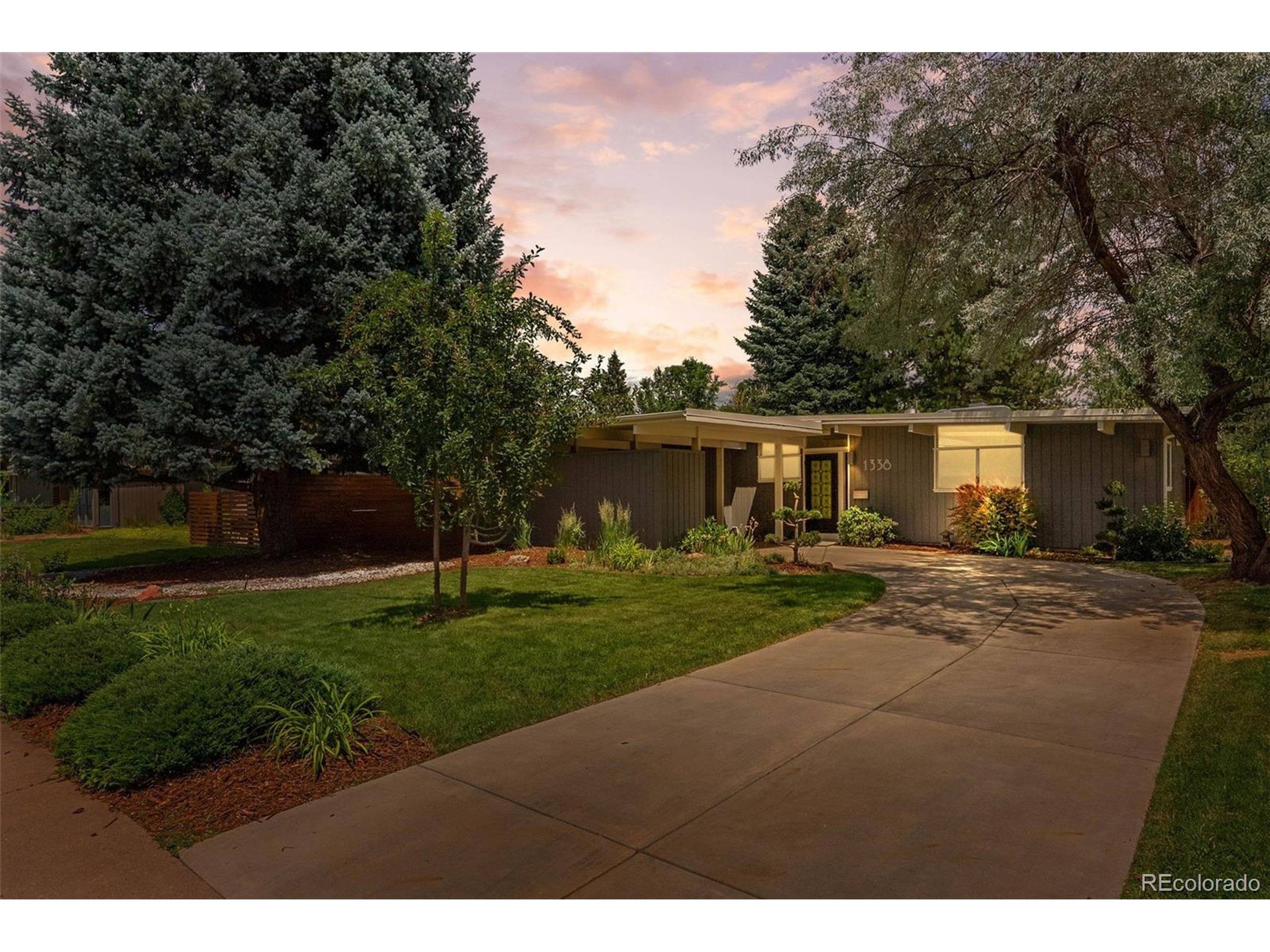 Denver, CO 80222,1338 S Fairfax St