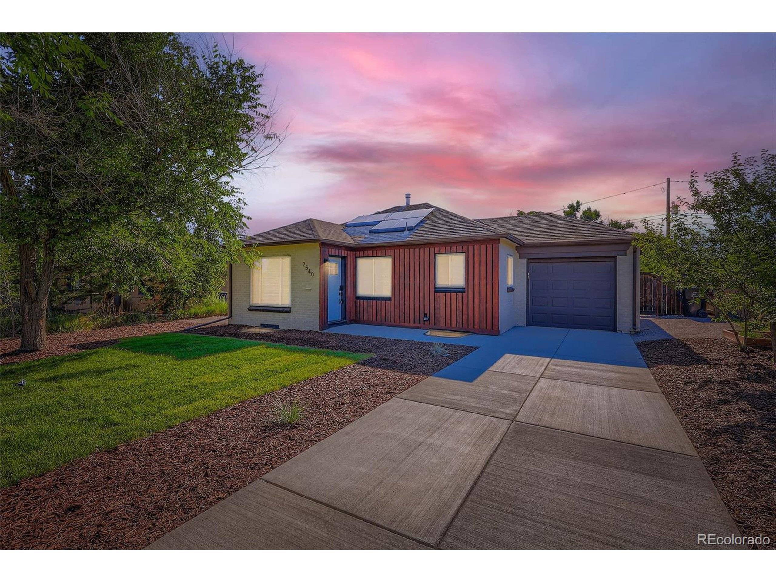 Denver, CO 80207,2540 Poplar St