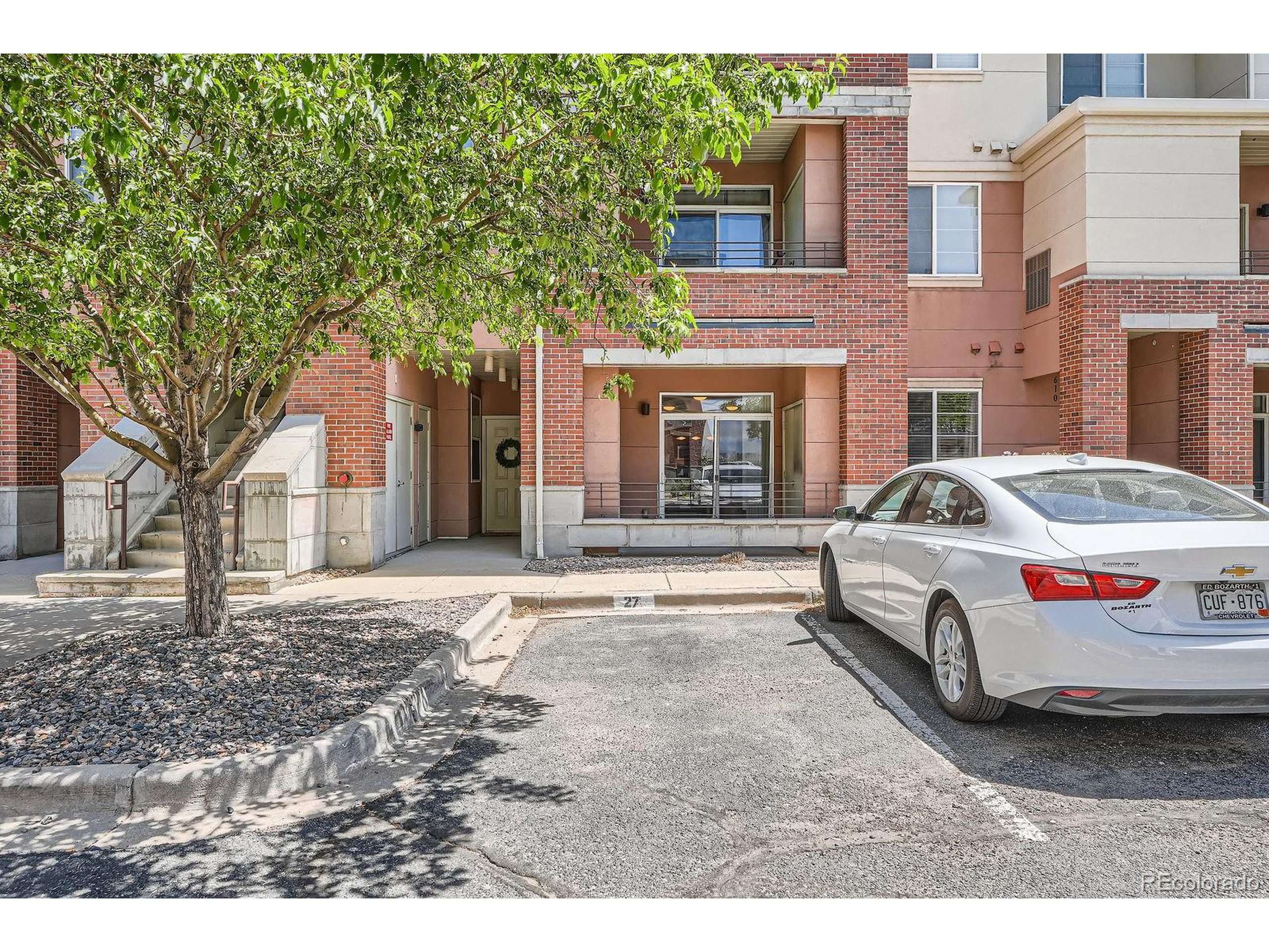 Denver, CO 80216,4100 Albion St #611
