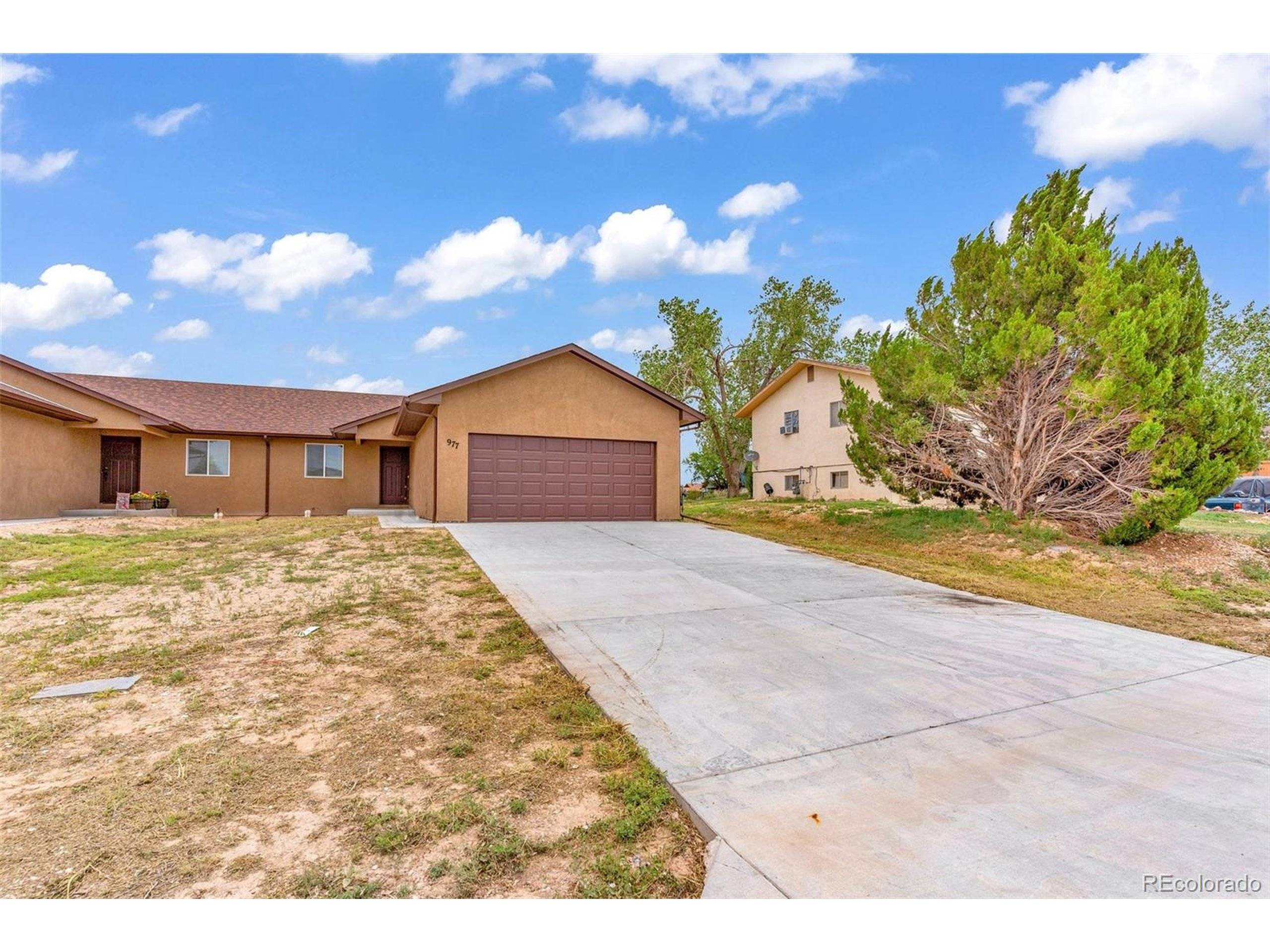 Pueblo, CO 81007,977 S Harmony Dr #979
