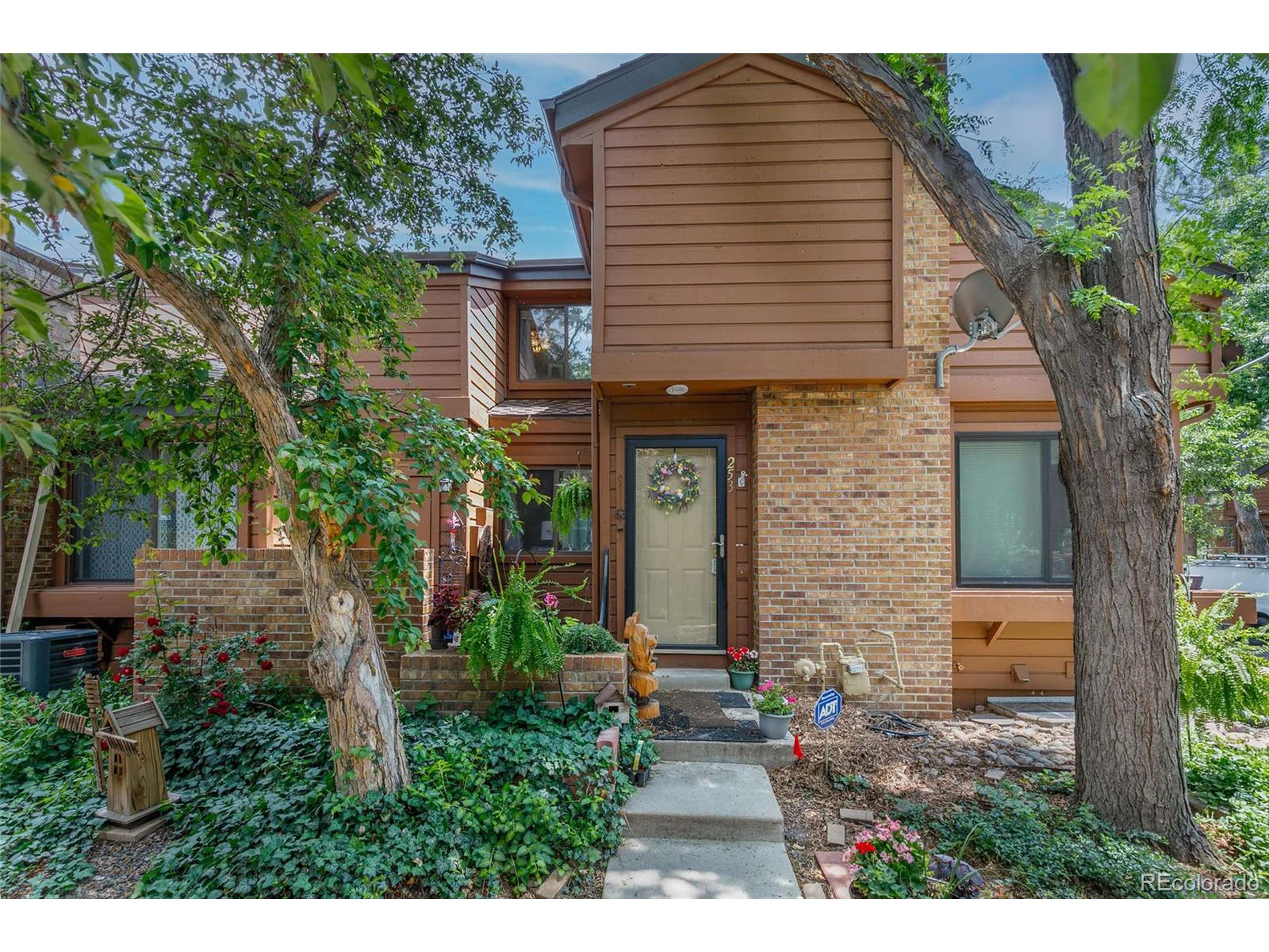 Denver, CO 80231,2685 S Dayton Way #253