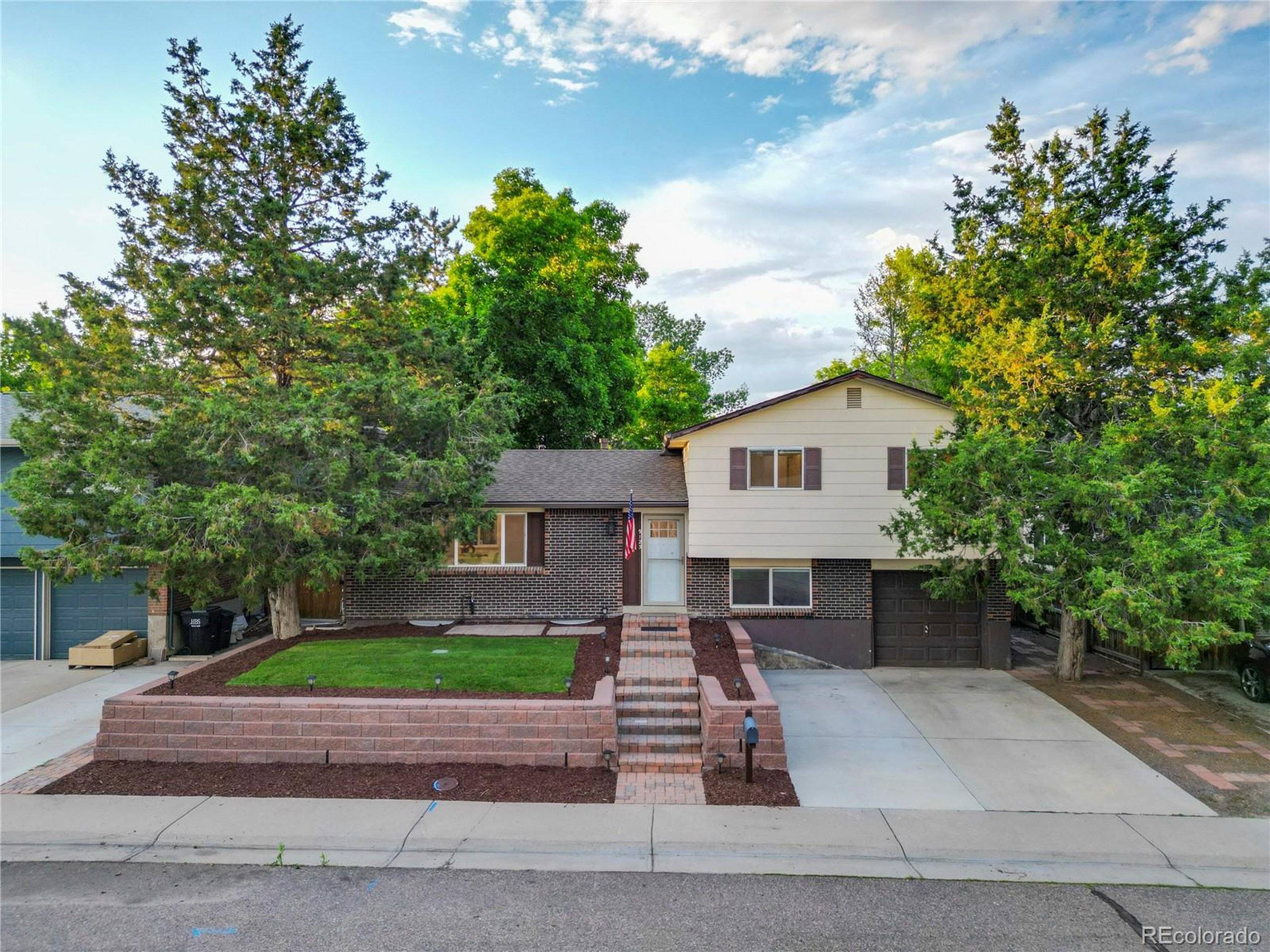 Littleton, CO 80123,9123 W Arbor Ave