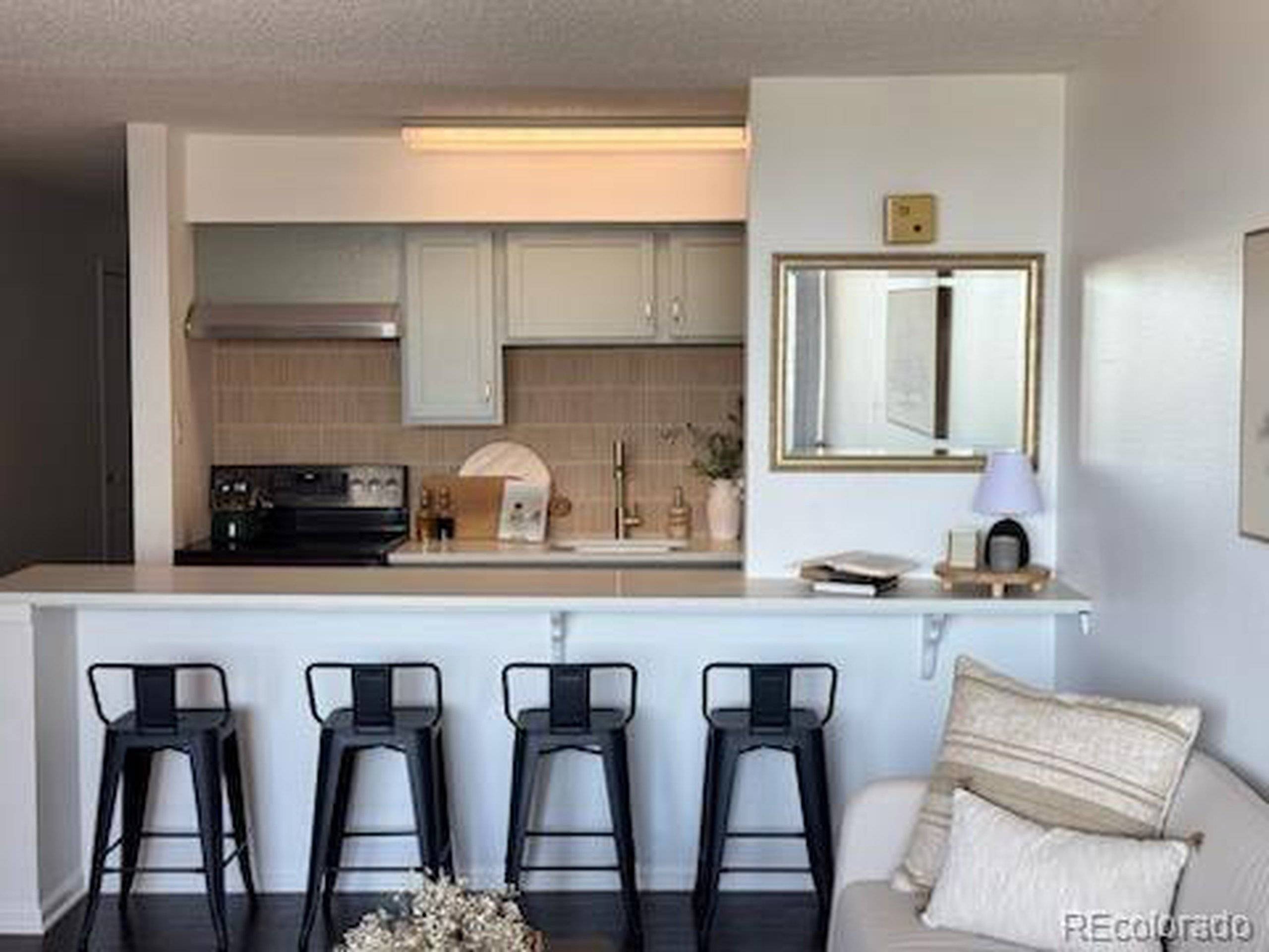 Denver, CO 80202,1020 15th St #21M