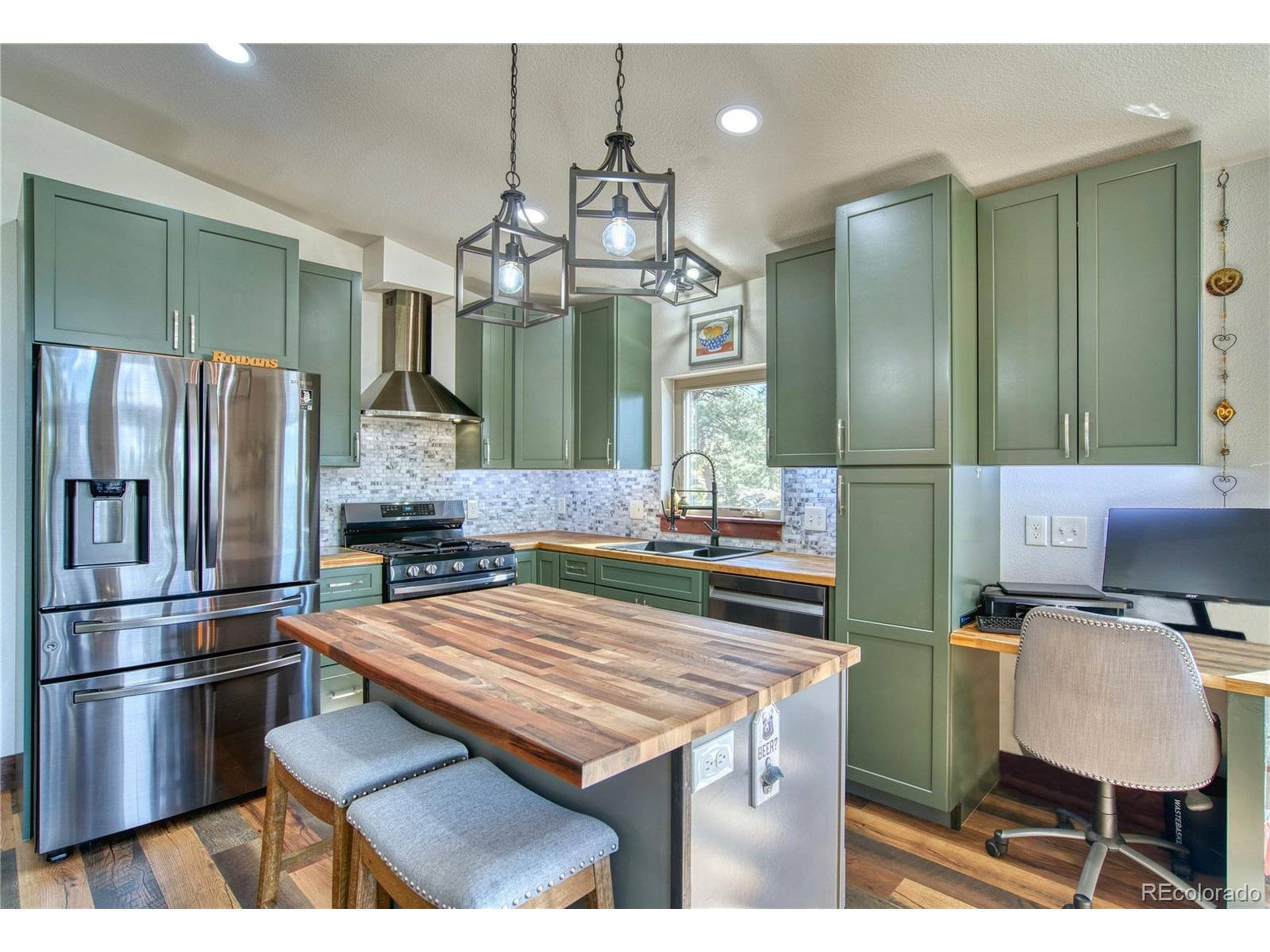 Estes Park, CO 80517,61 Country Sky Ln