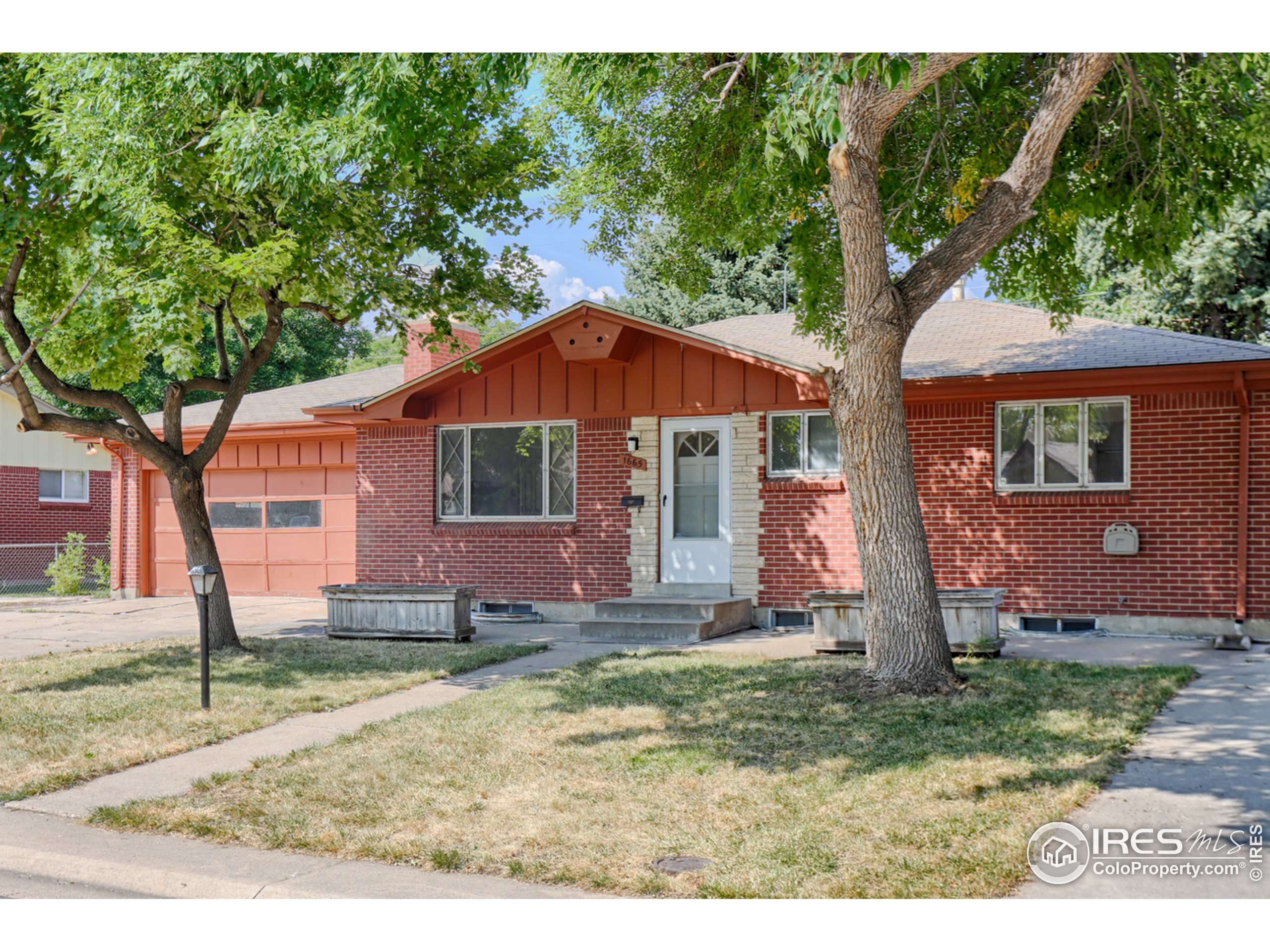 Lakewood, CO 80232,1665 S Cape St