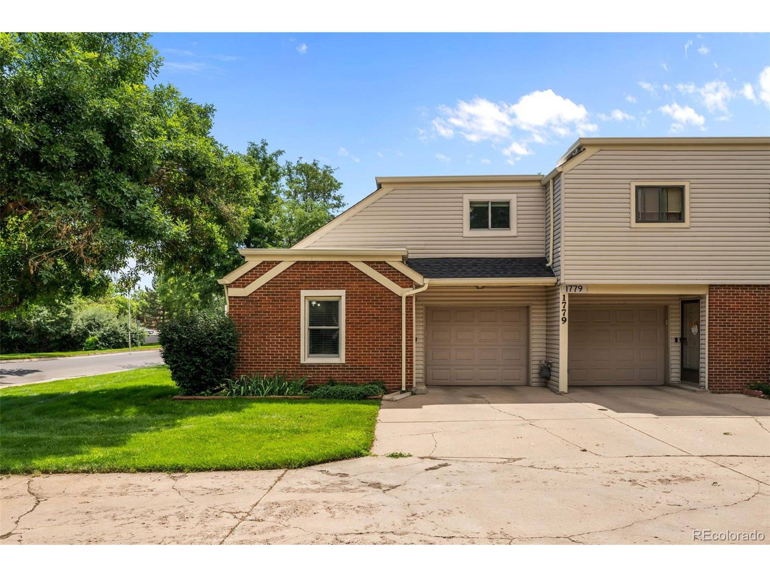 Lakewood, CO 80232,1779 S Lee St #D