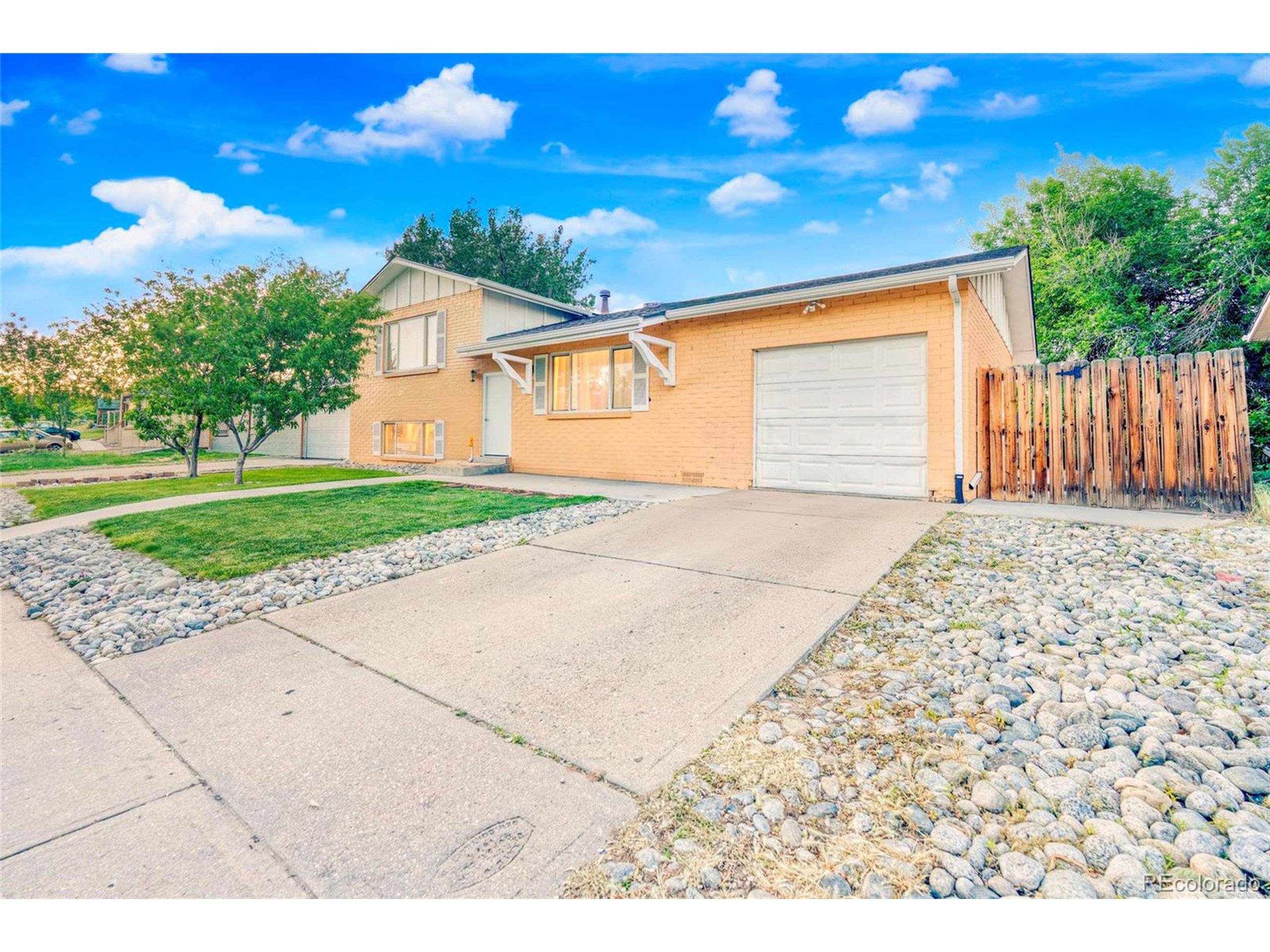Denver, CO 80239,14595 Robins Dr