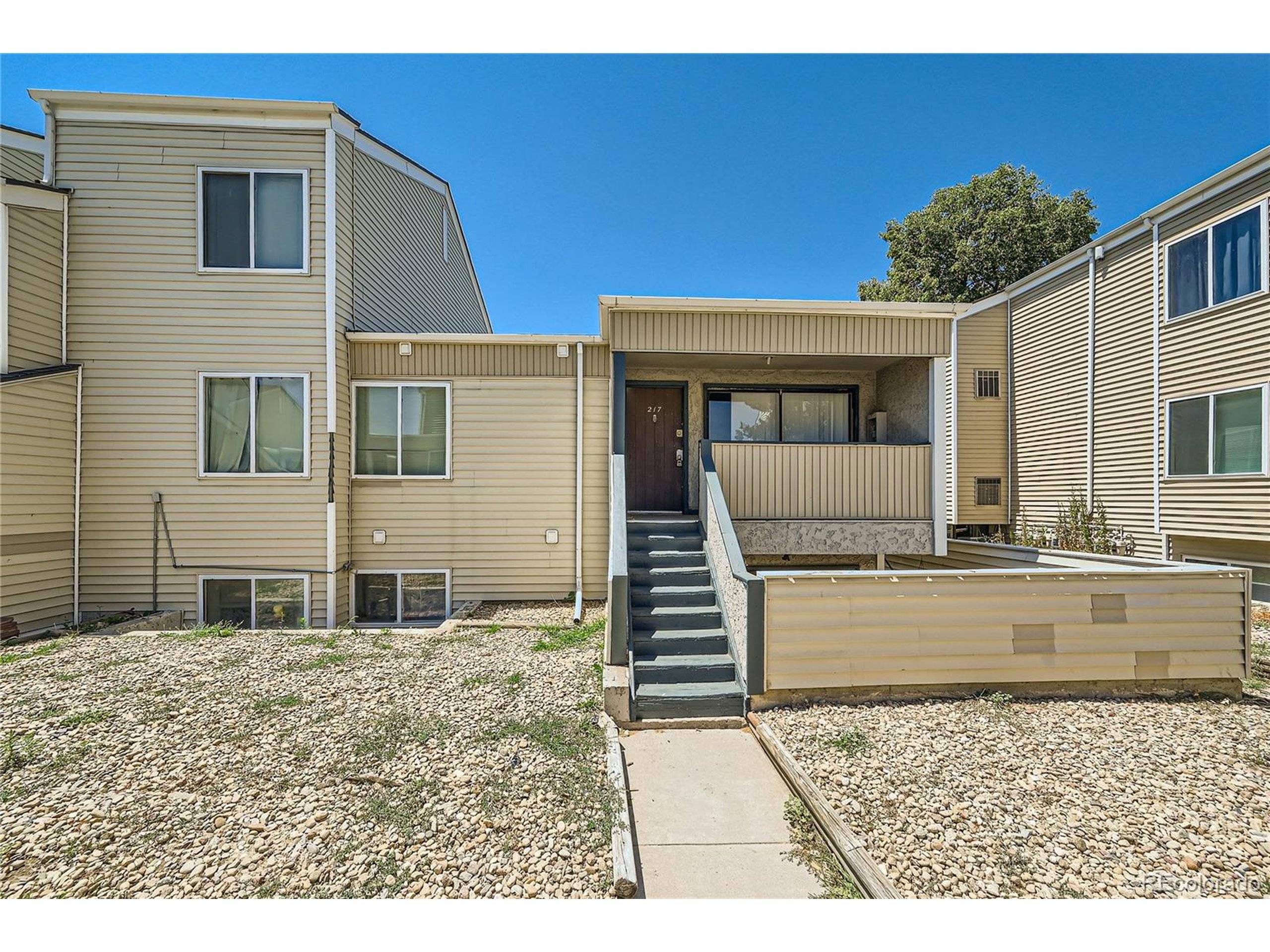 Aurora, CO 80012,10712 E Exposition Ave #209