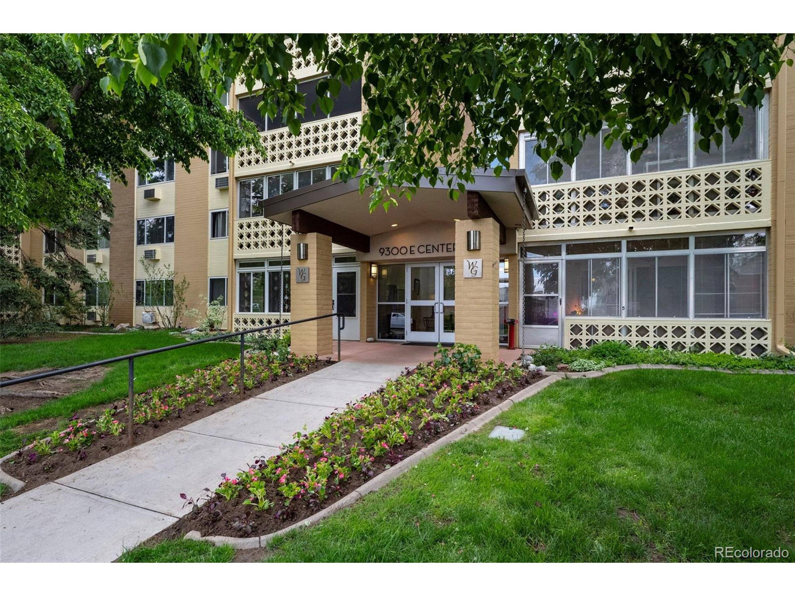 Denver, CO 80247,9300 E Center Ave #2B